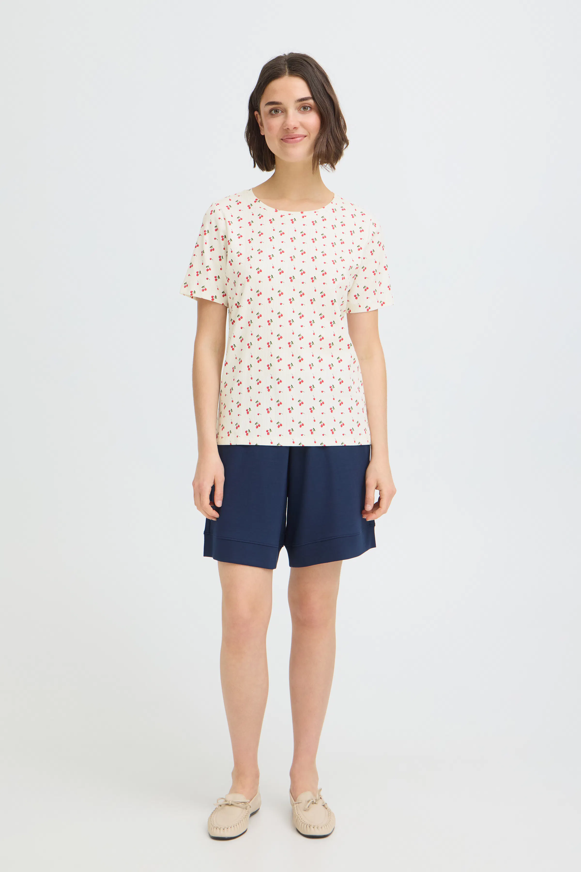 FRTESS T-shirt LOOKBOOK FRONT 20617902-900008403