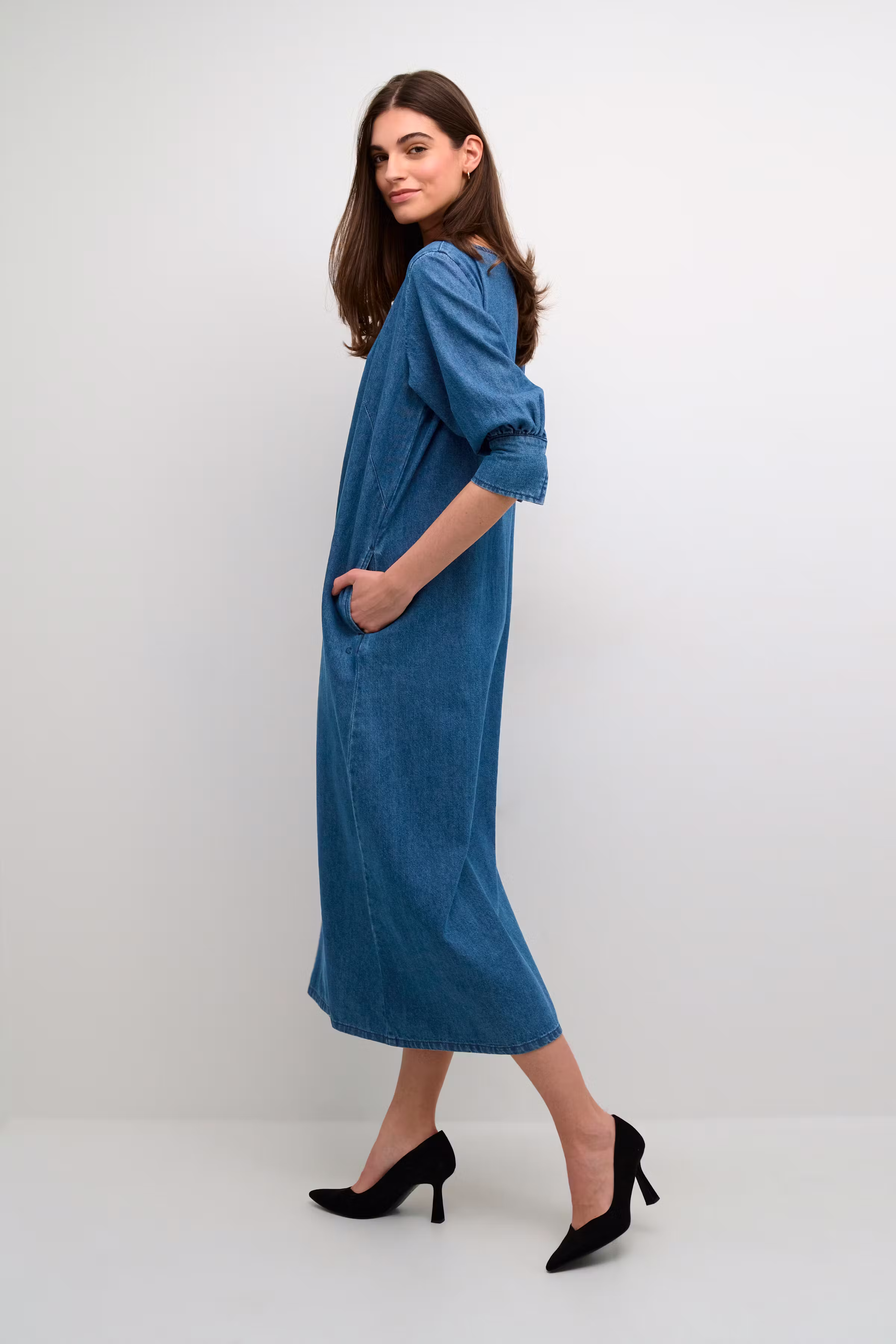 CRGerta Denimjurk LOOKBOOK FRONT 10612902-106412