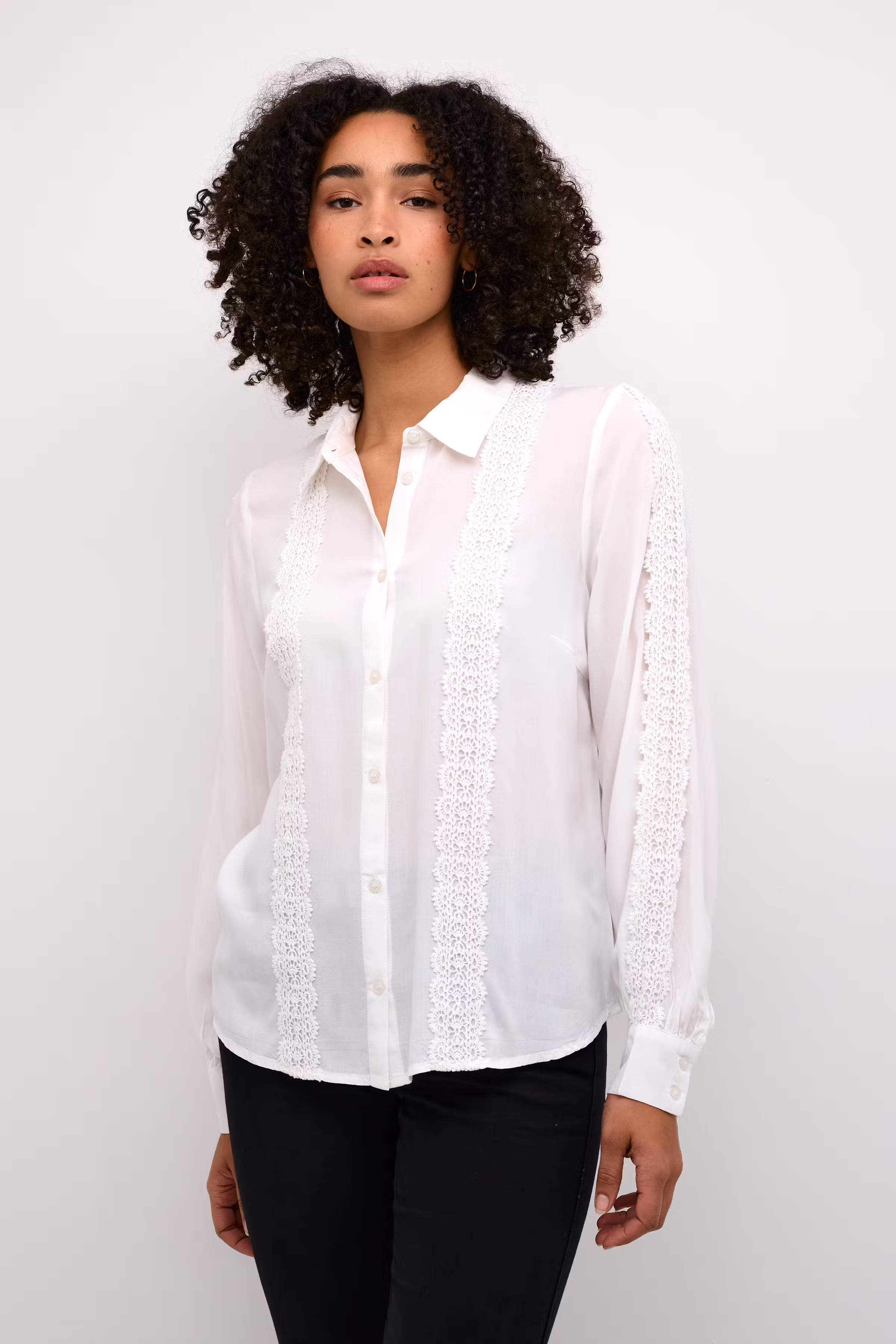 KAsabrina Overhemd LOOKBOOK FRONT 10509096-110602