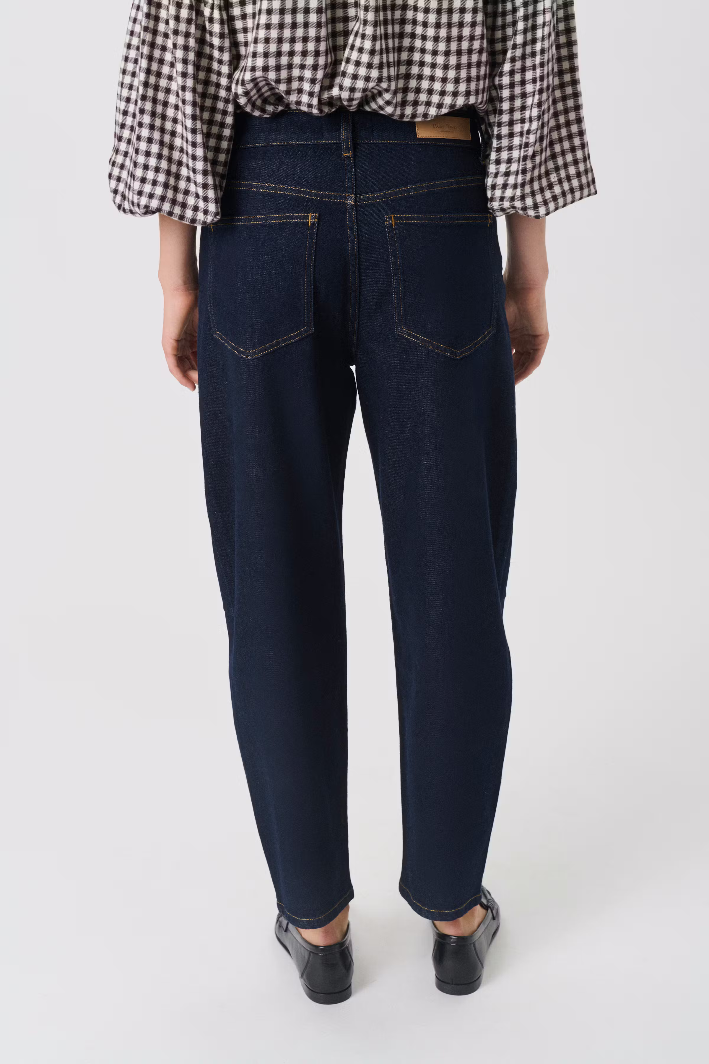 AdleyPW Jeans LOOKBOOK BACK 30310622-300158