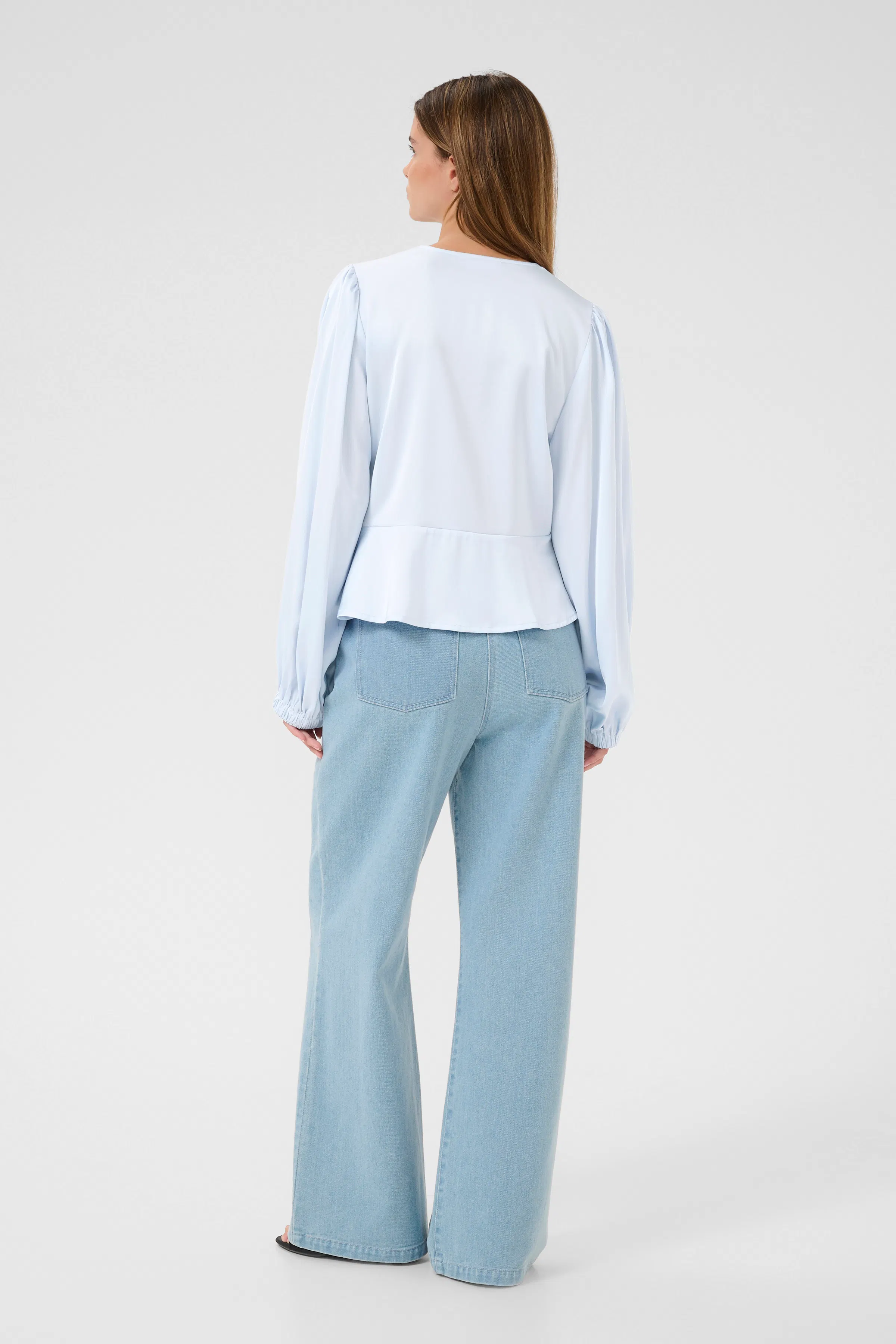KBThorun Blouse LOOKBOOK BACK 10105418-133920