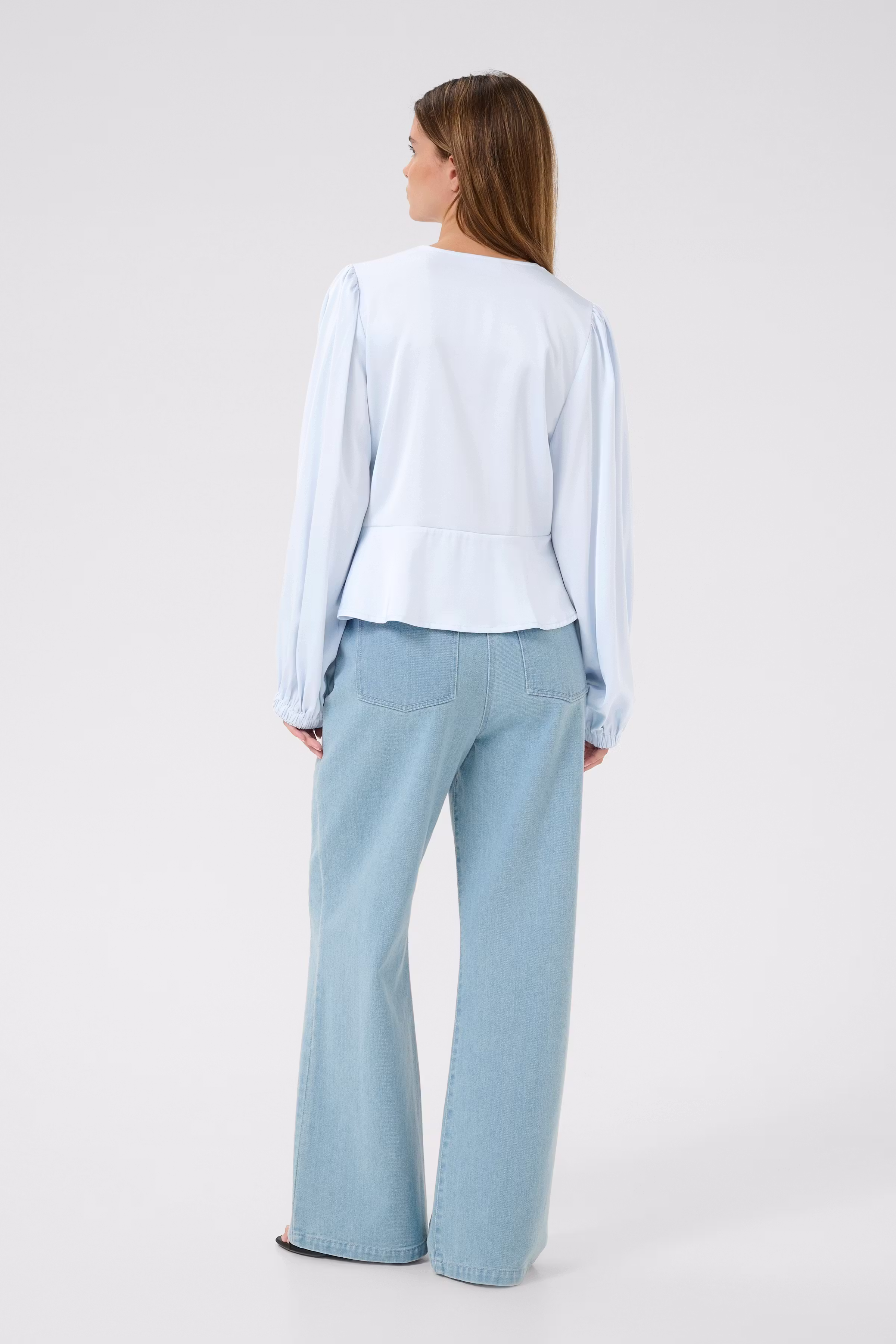 KBThorun Blouse LOOKBOOK BACK 10105418-133920