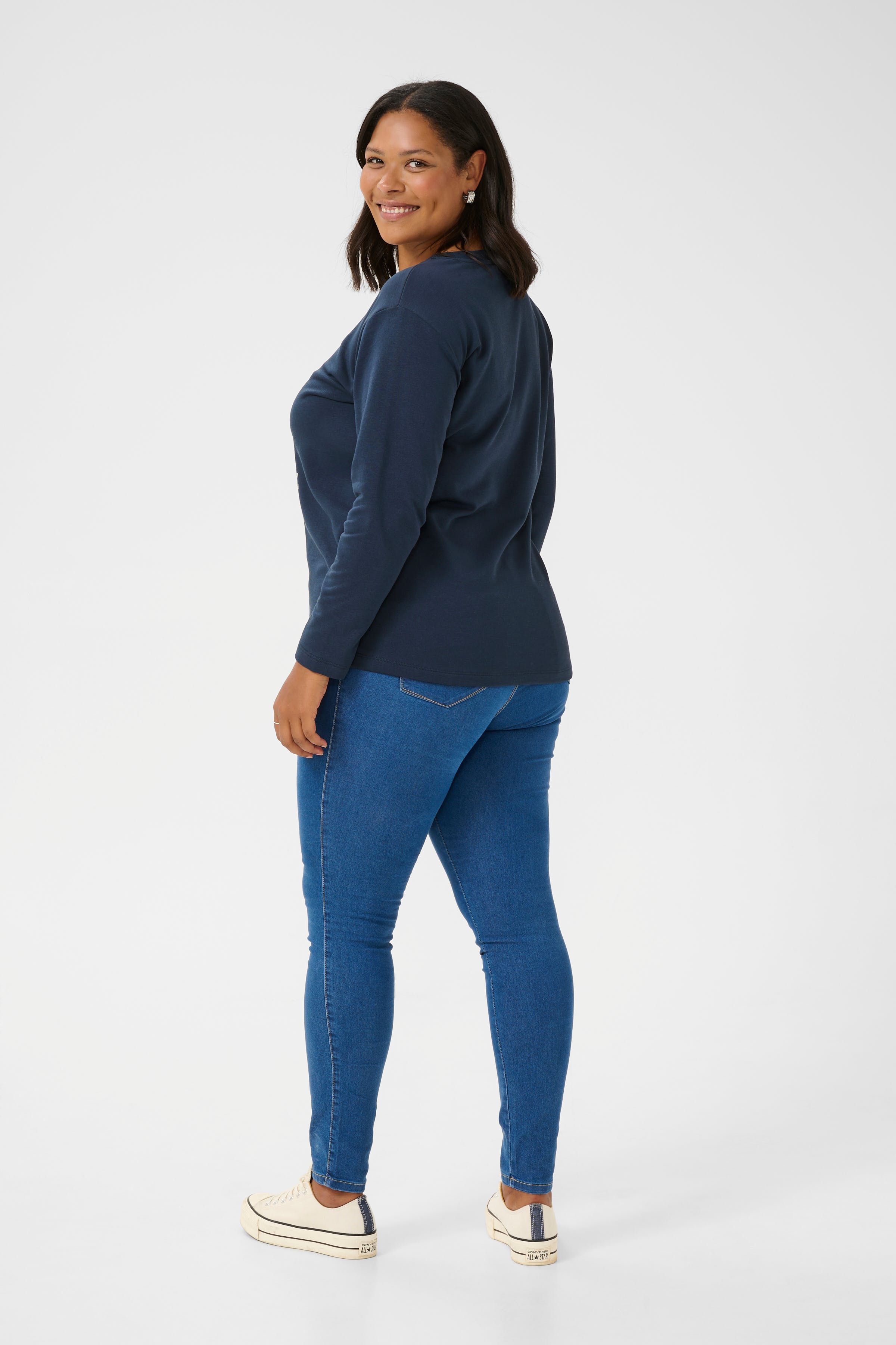 KCelina Sweatshirt LOOKBOOK BACK 10582859-194020