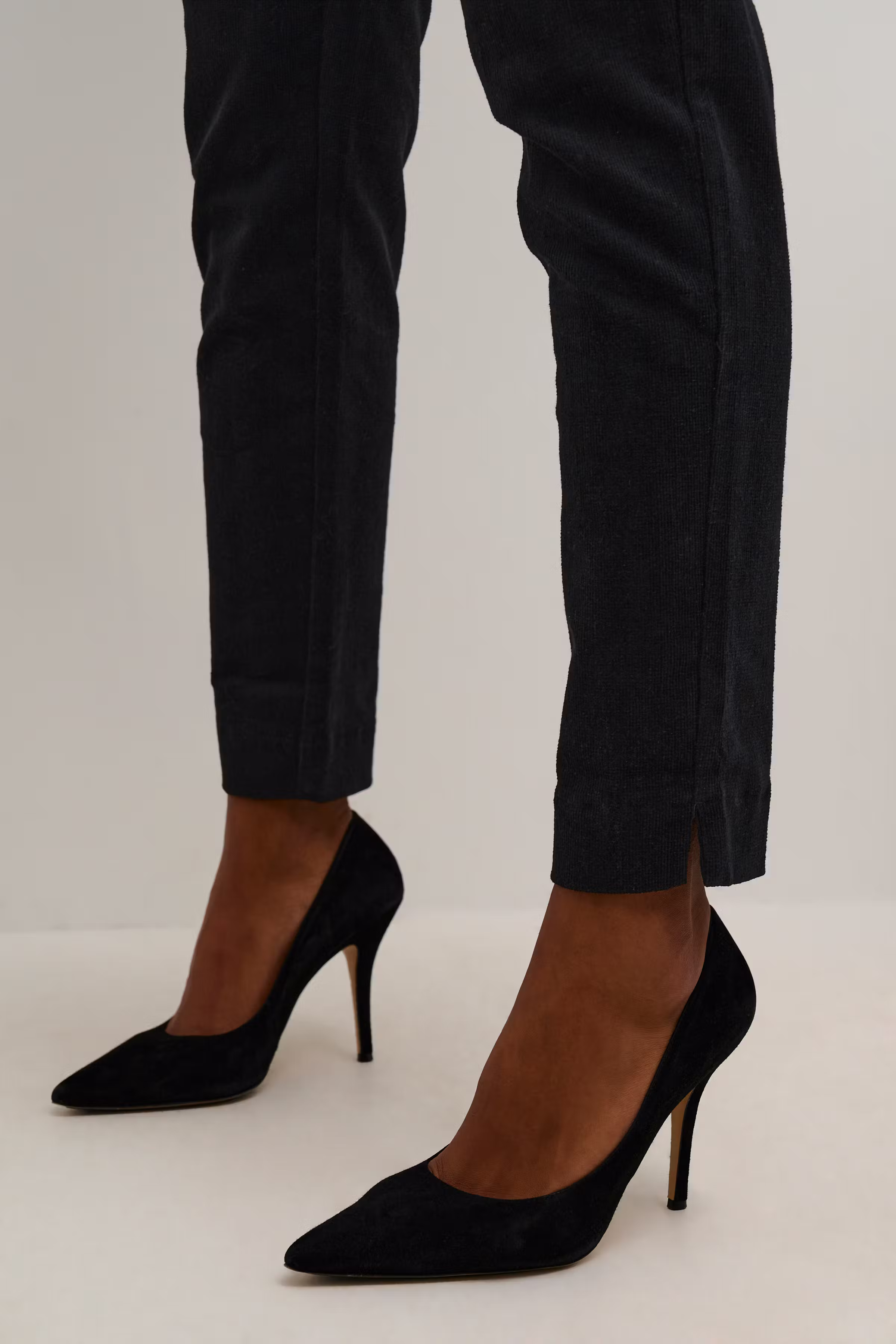 KAlina Bukser LOOKBOOK DETAIL 10507272-100121