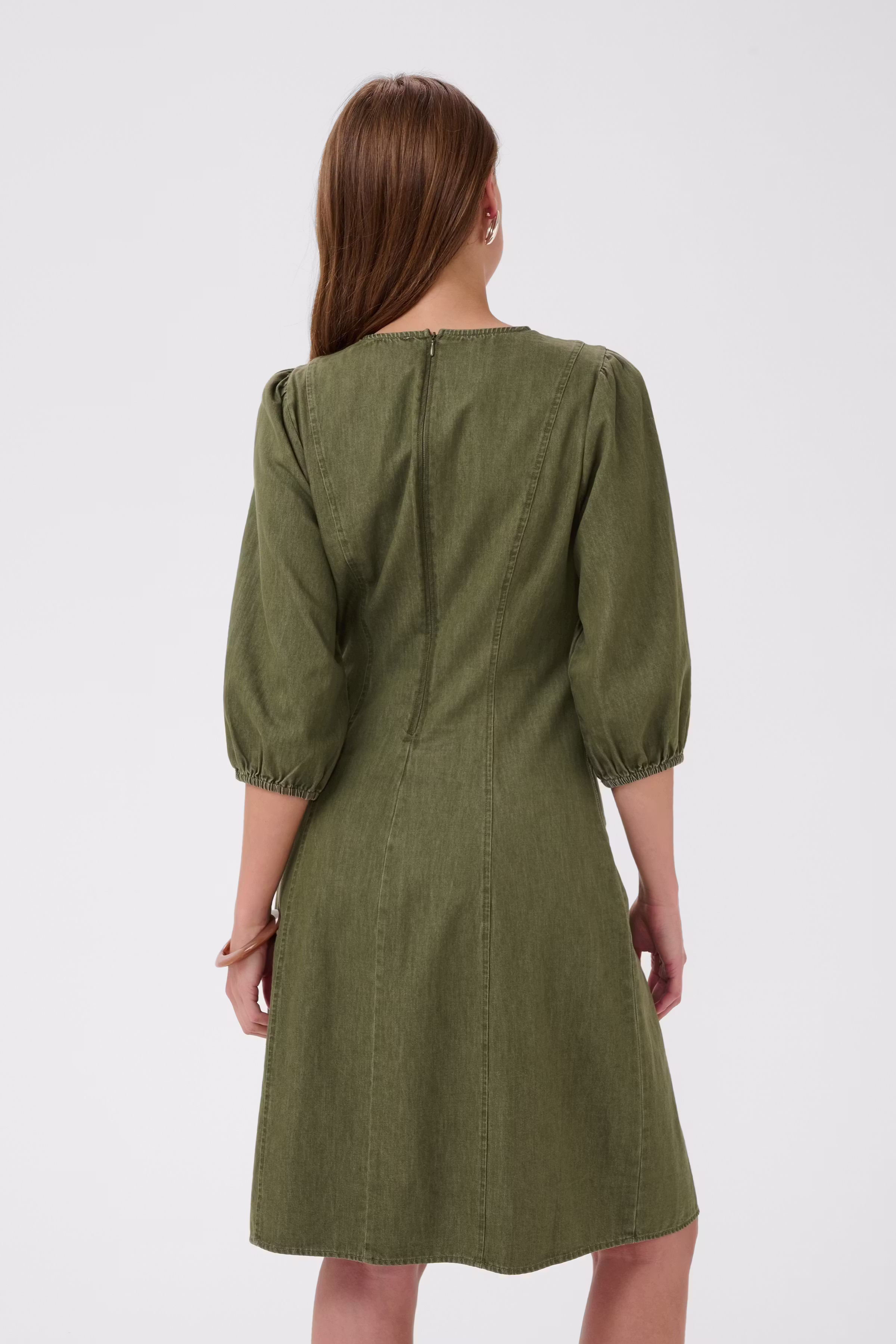 TitianaSZ Dress LOOKBOOK BACK 30515458-180420