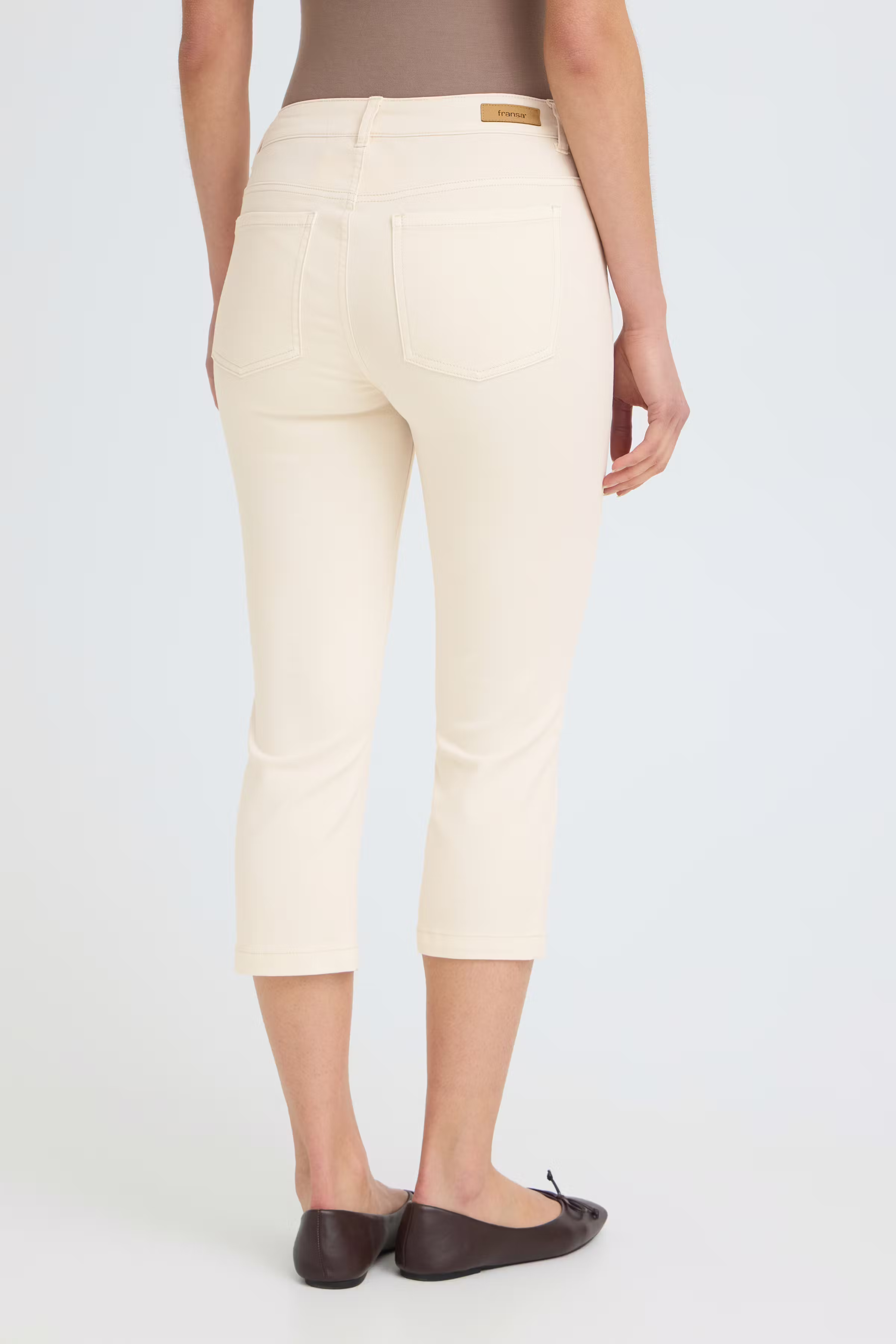 FRLUXE Capri pants LOOKBOOK BACK 20614451-130000