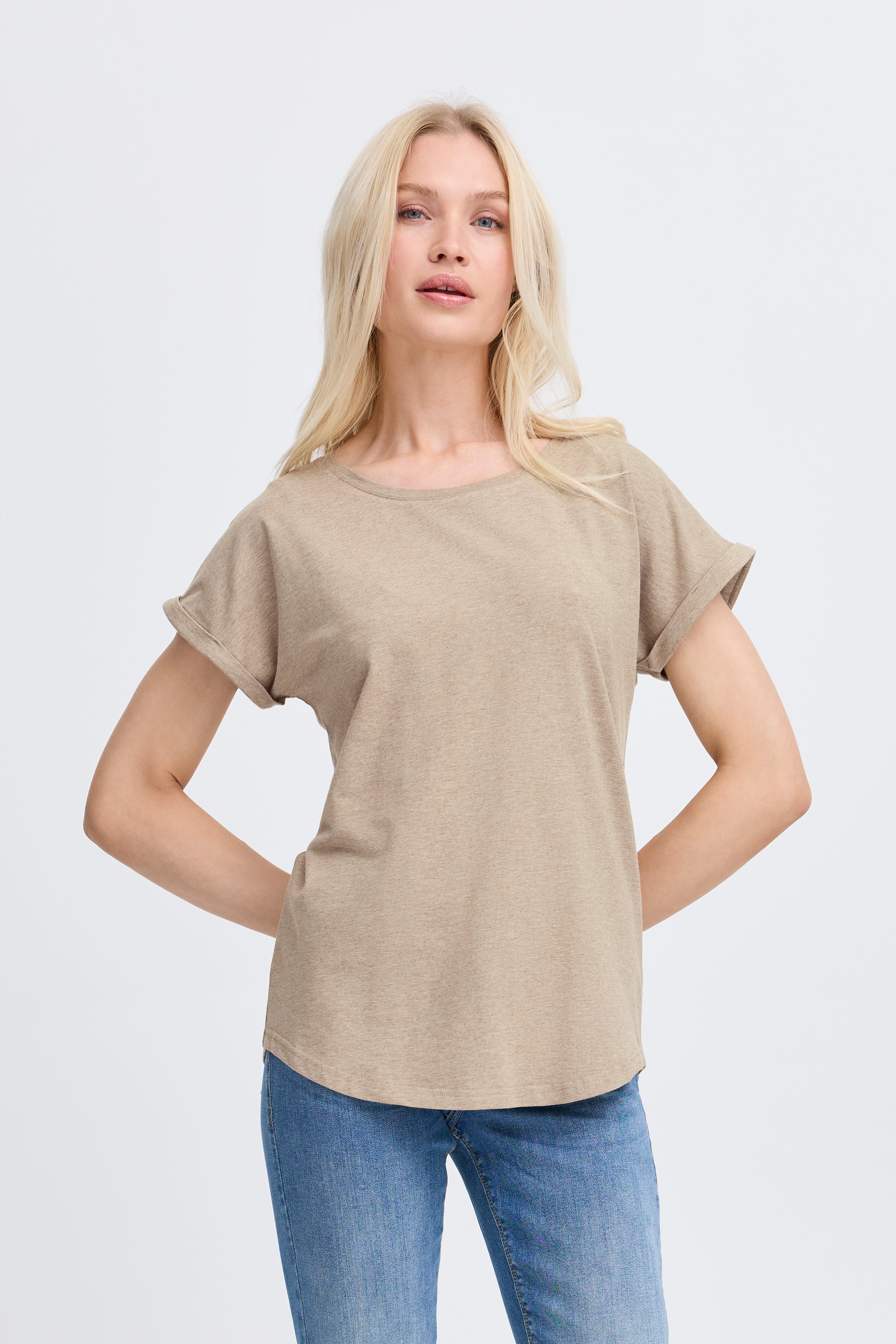 PAMILA T-shirt LOOKBOOK FRONT 20804205-1711091