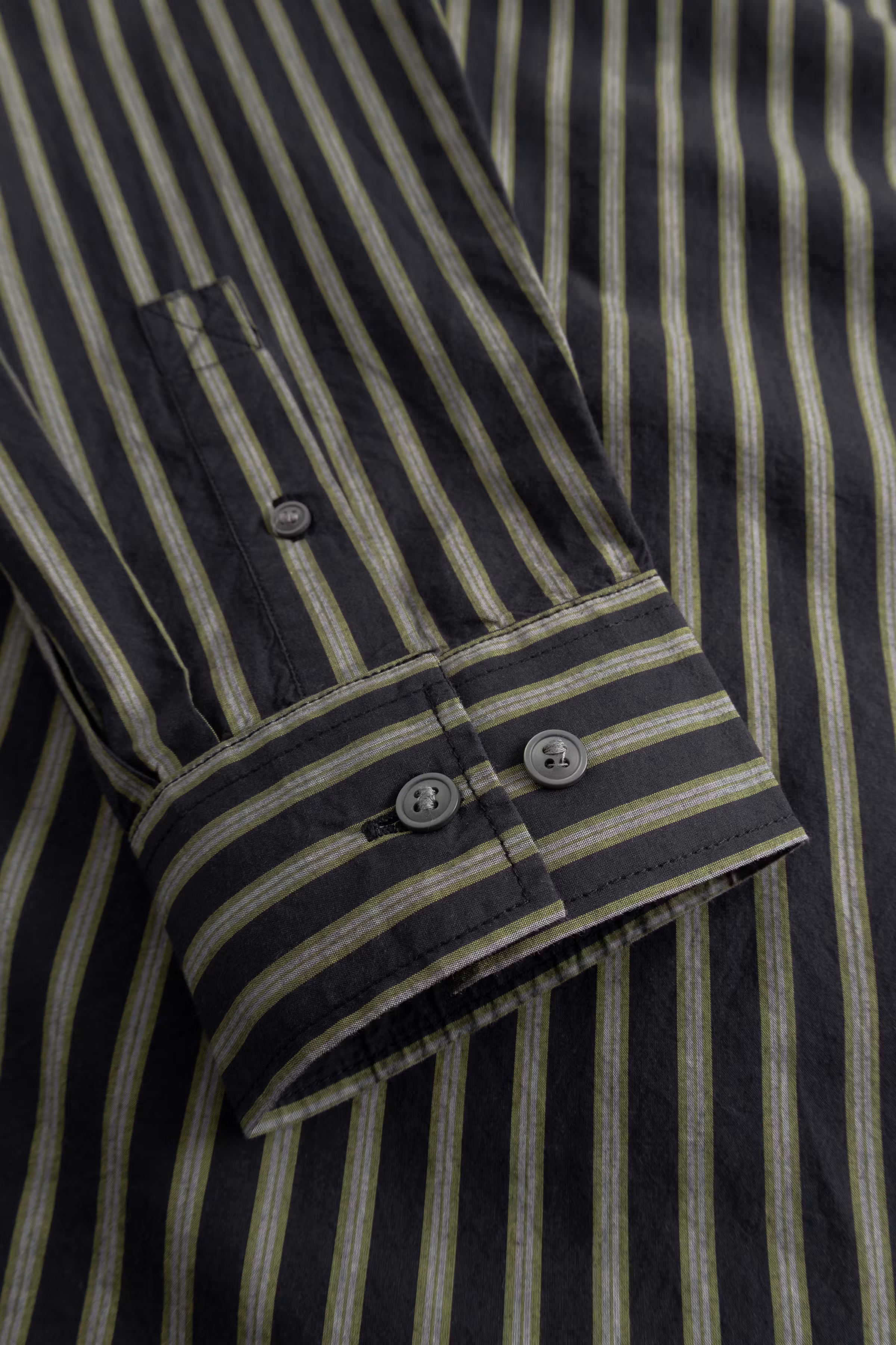 WWAdrian Shirt PACK DETAIL 30252181-305191