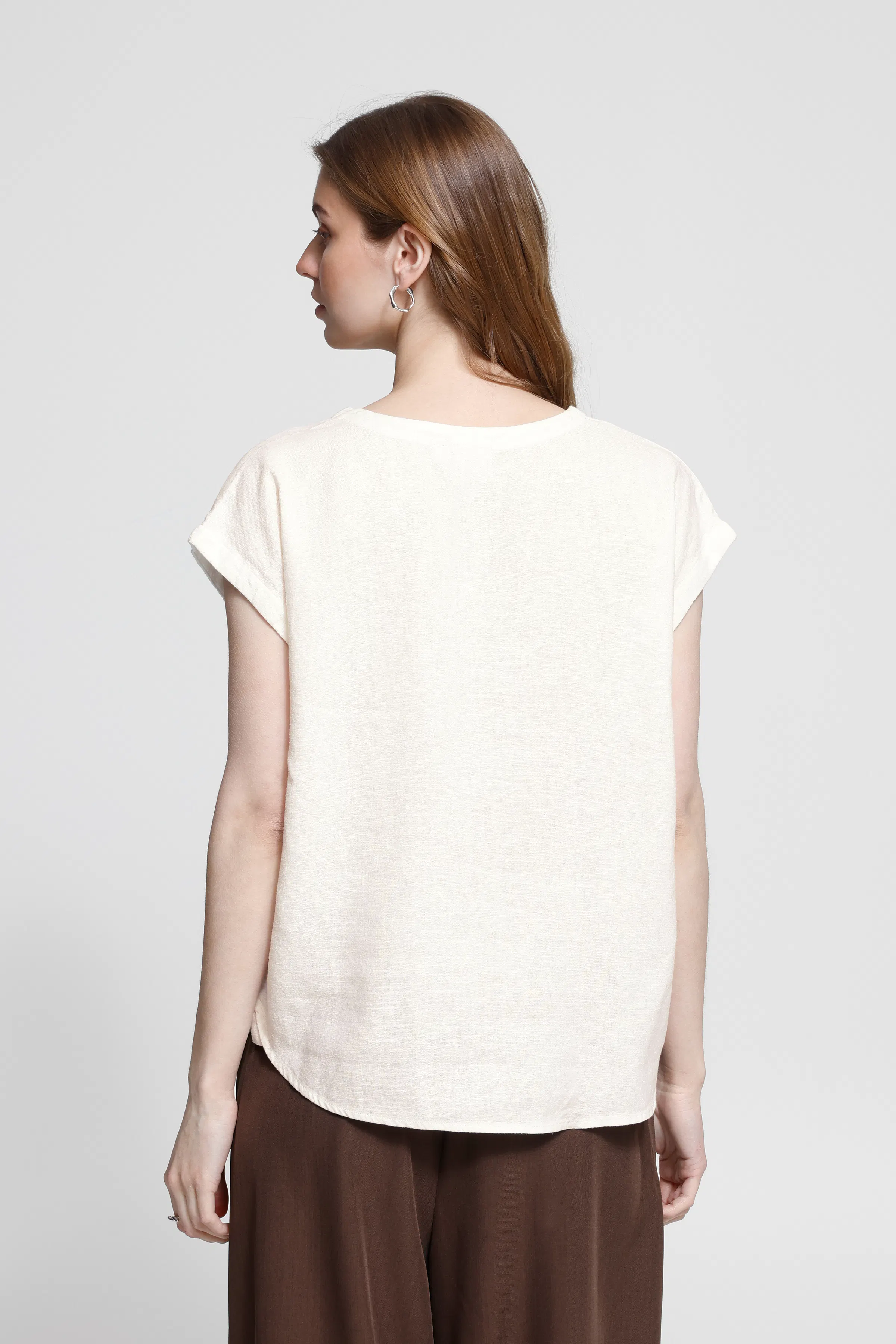 Kortermet bluse LOOKBOOK BACK 20122908-114201