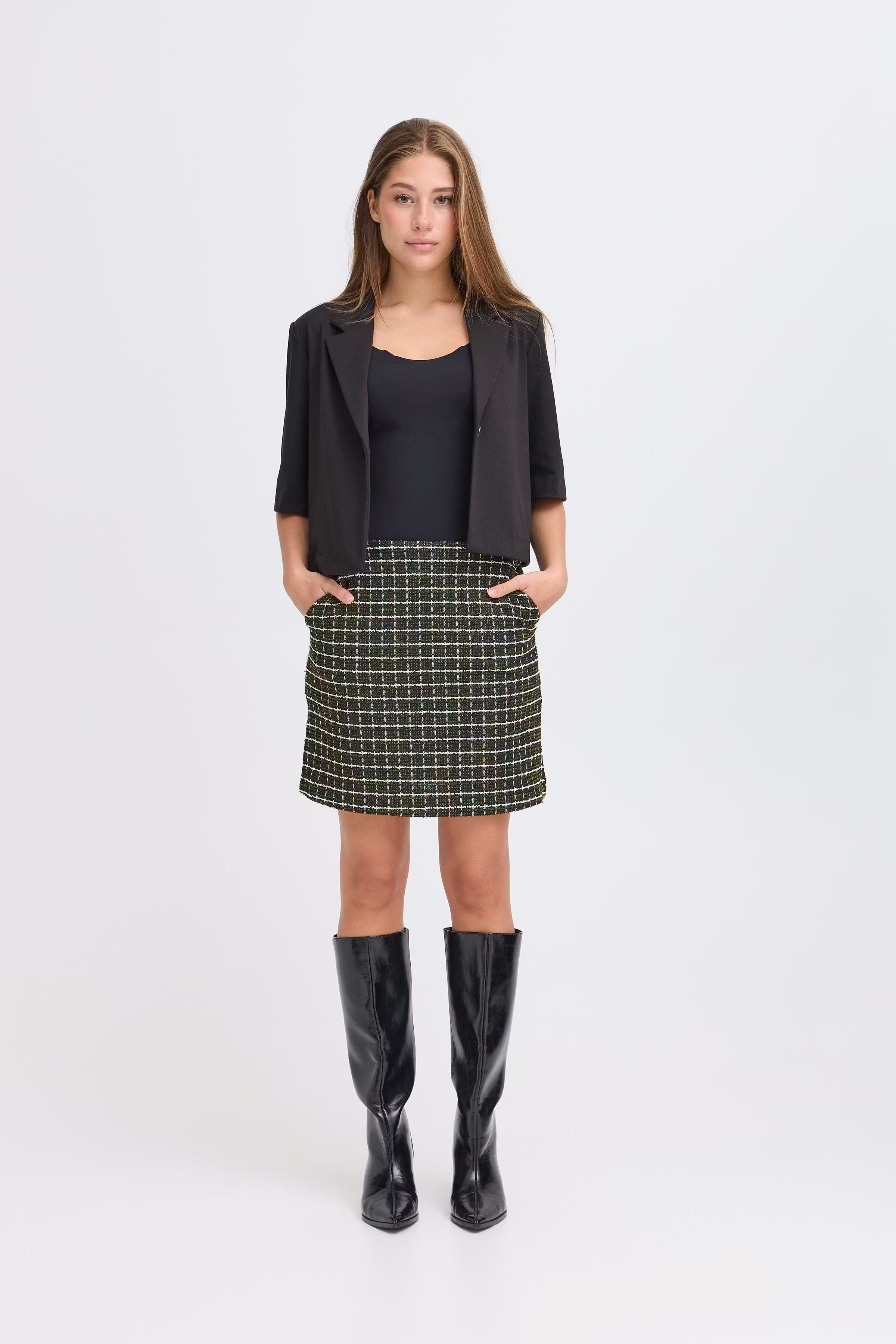 IHKATE Skjørt LOOKBOOK FRONT 20124275-900000705