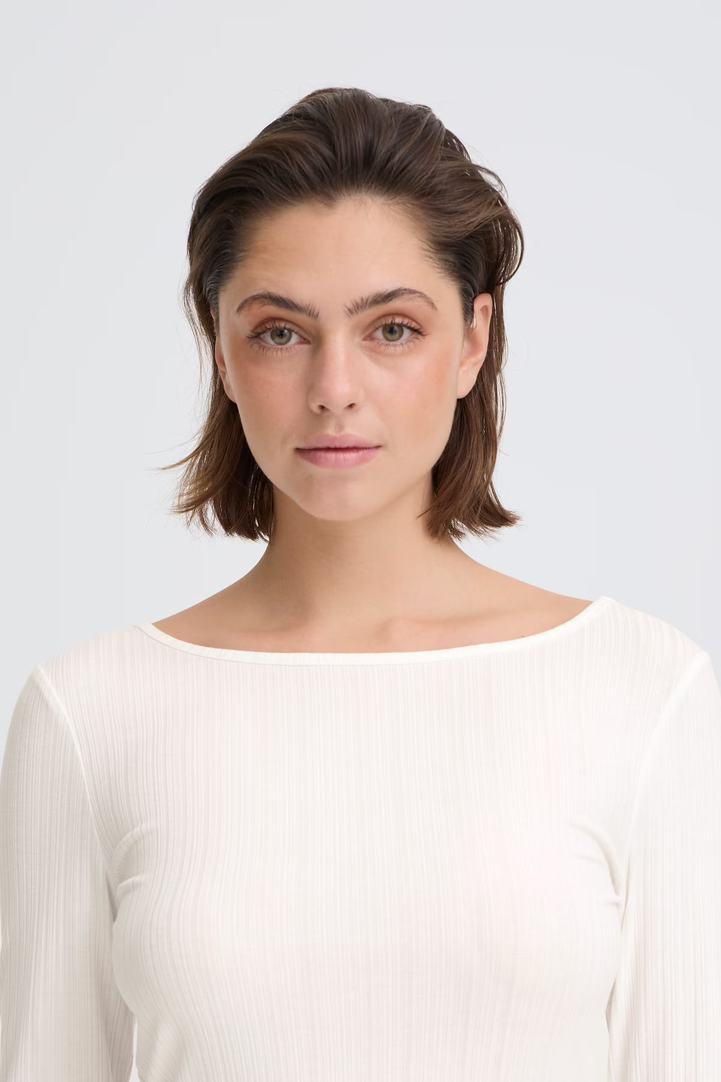 IHCELLA Langermet T-shirt LOOKBOOK DETAIL 20122819-114201