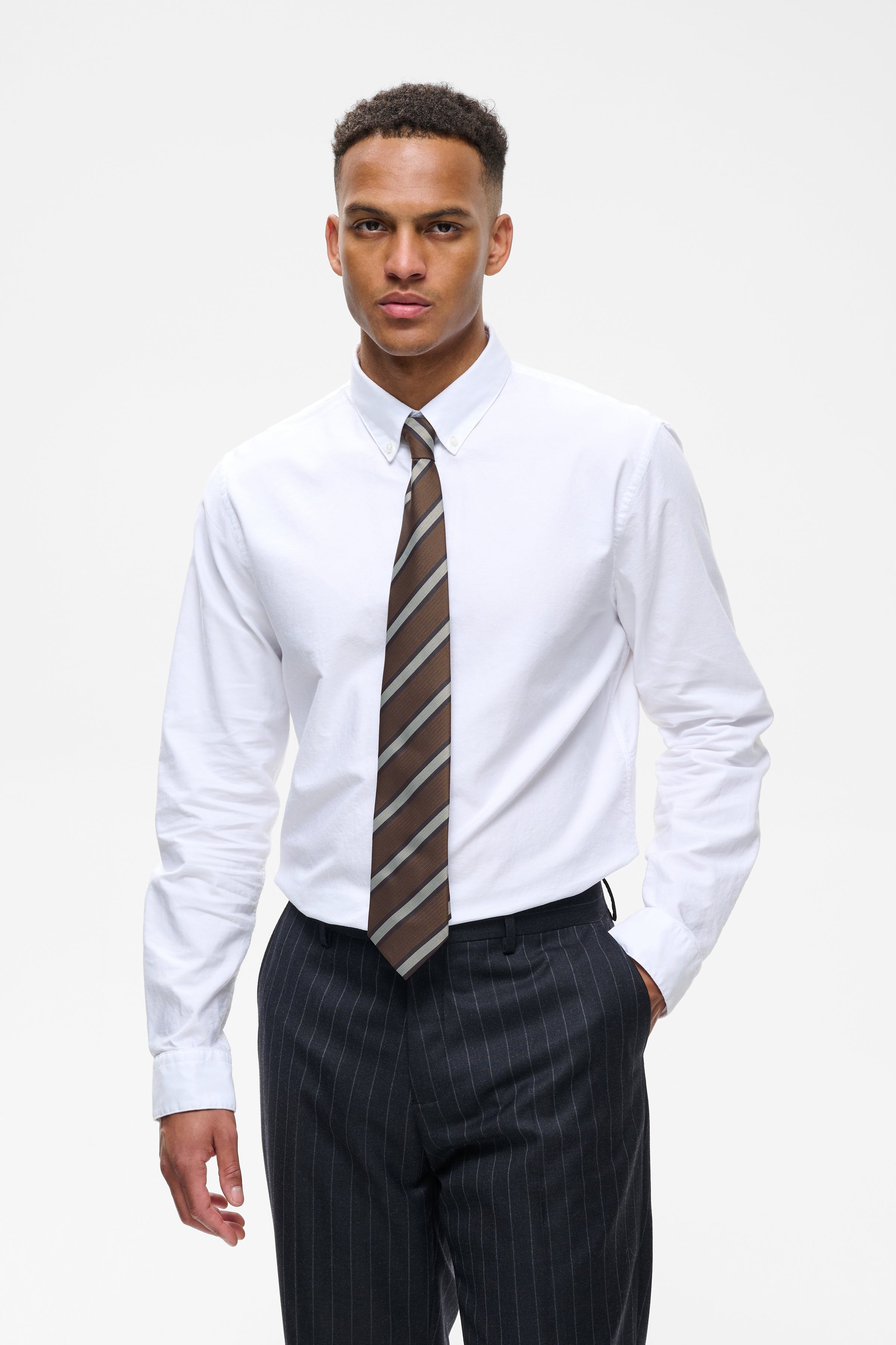 MAtie Krawatte LOOKBOOK FRONT 30208732-190812