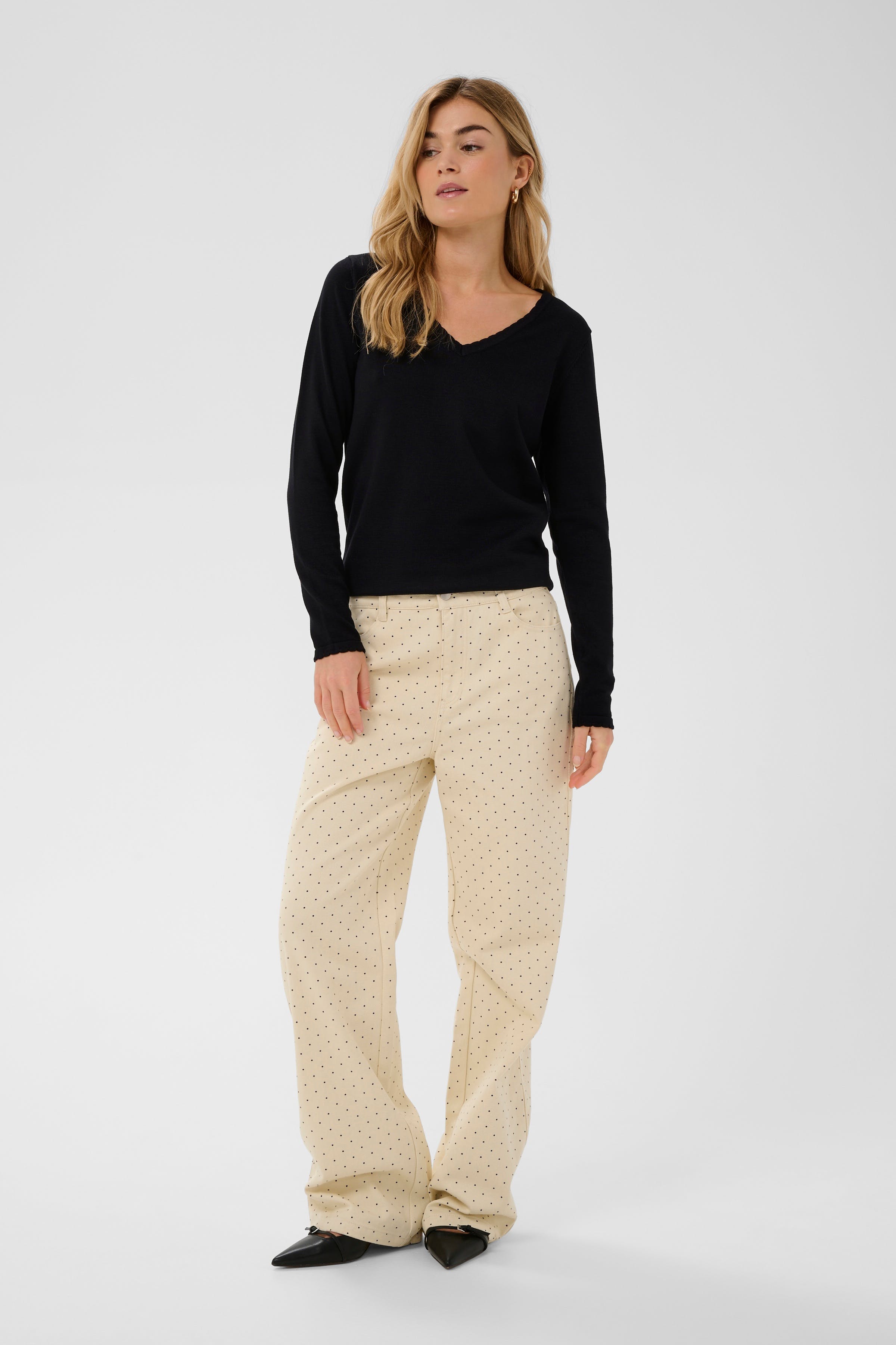 MilaSZ Pullover LOOKBOOK FRONT 30513960-193911