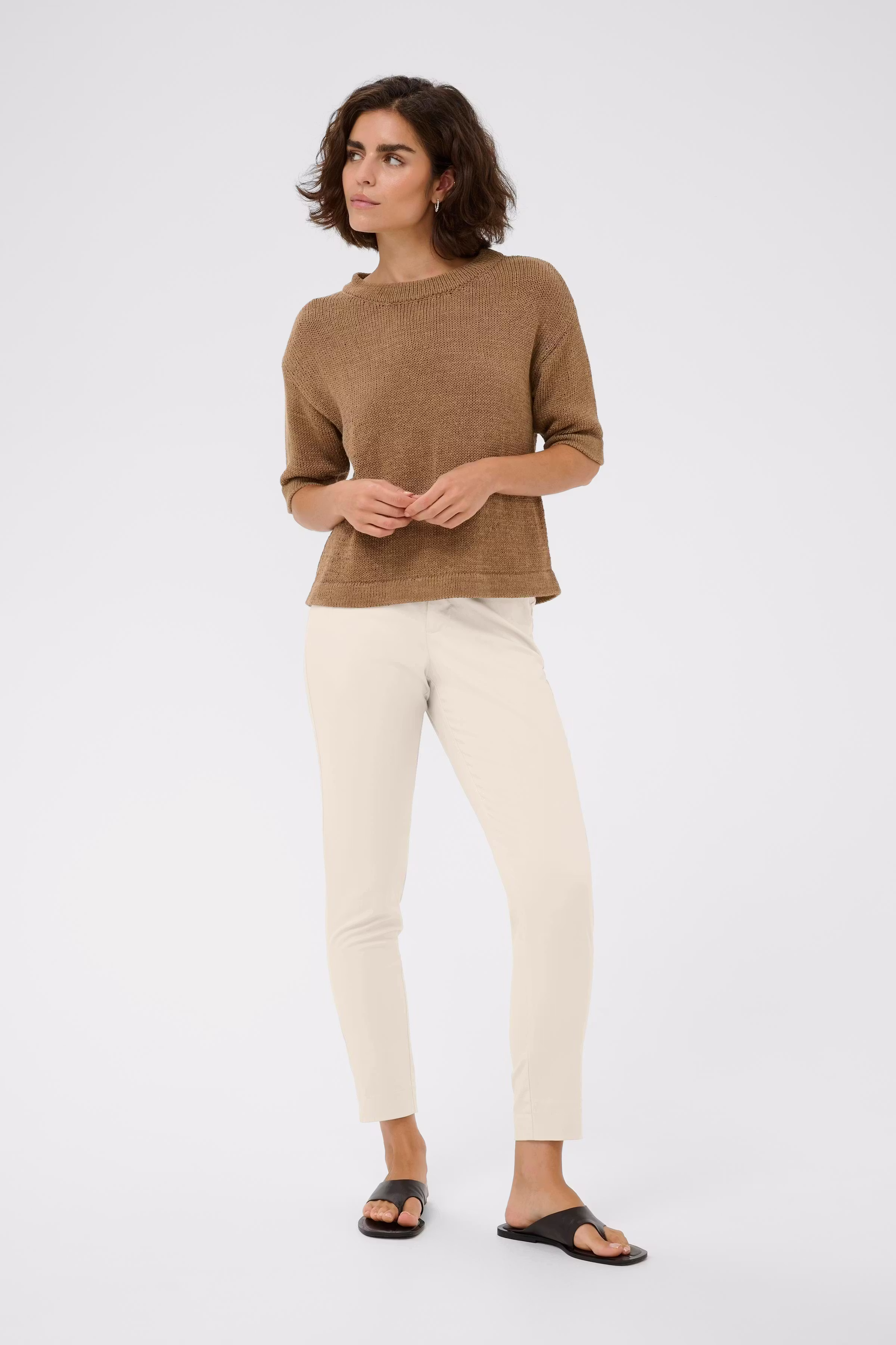 KAlea Bukser LOOKBOOK FRONT 10505191-130000