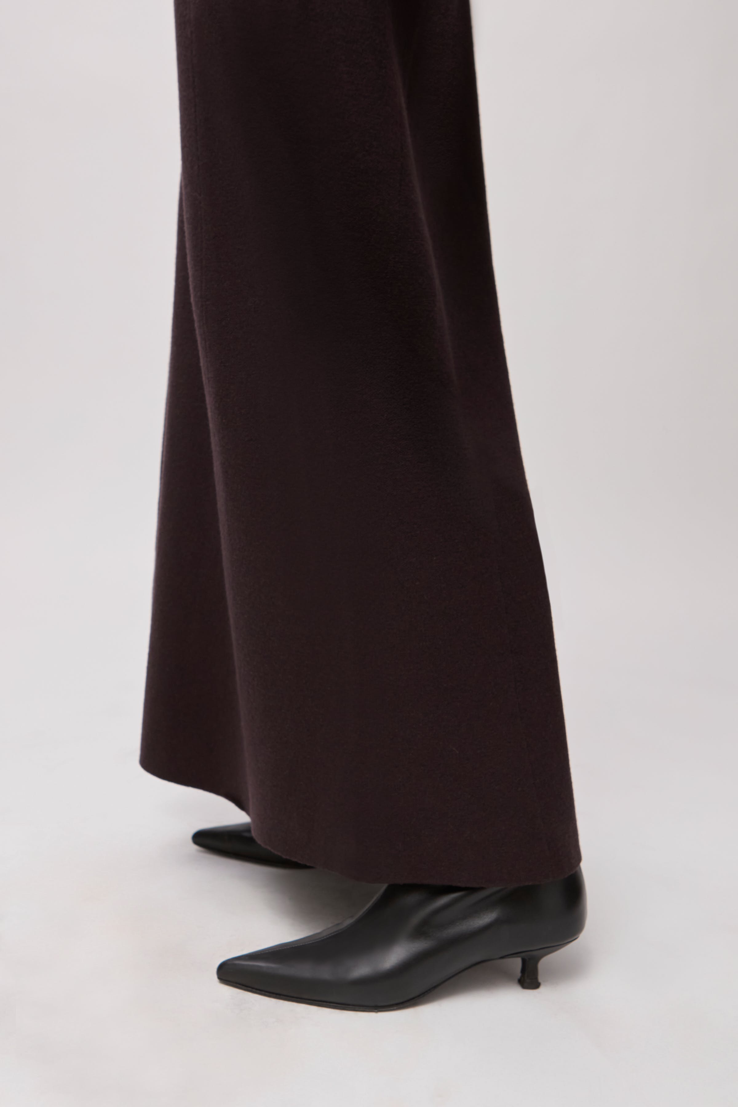 IOFeria LOOKBOOK FRONT 30600719-BR291
