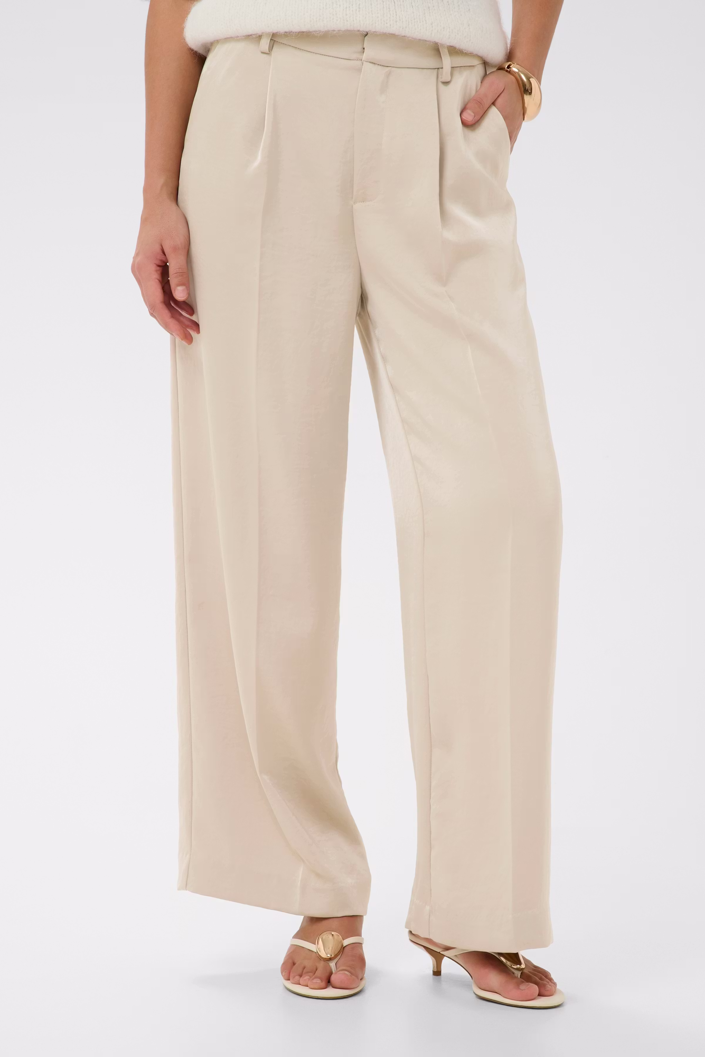 KArory Hose LOOKBOOK FRONT 10511359-151305