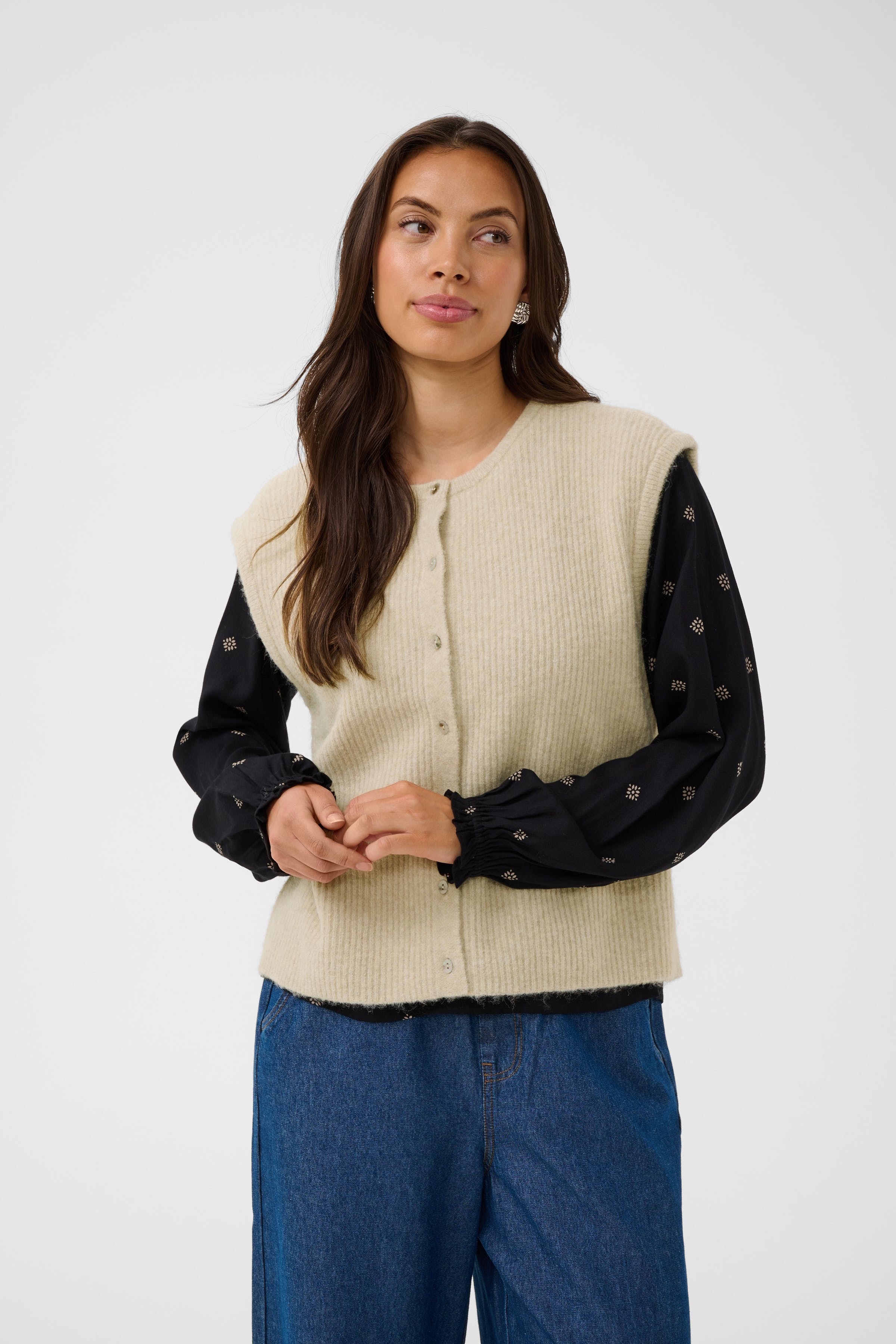 BPmaddy Waistcoat LOOKBOOK FRONT 40200229-1513051