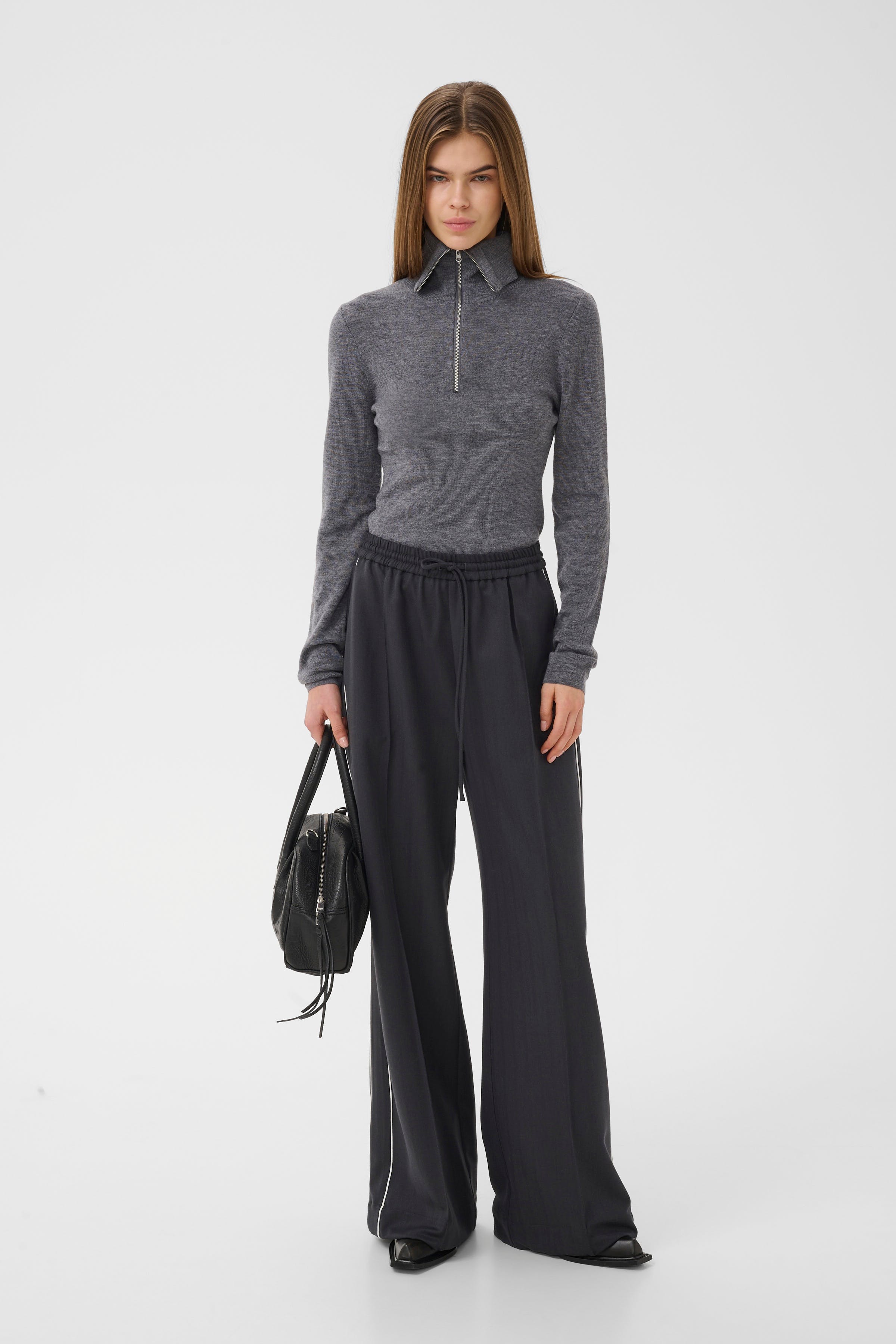 GZrosalie Pullover LOOKBOOK FRONT 10911657-108884