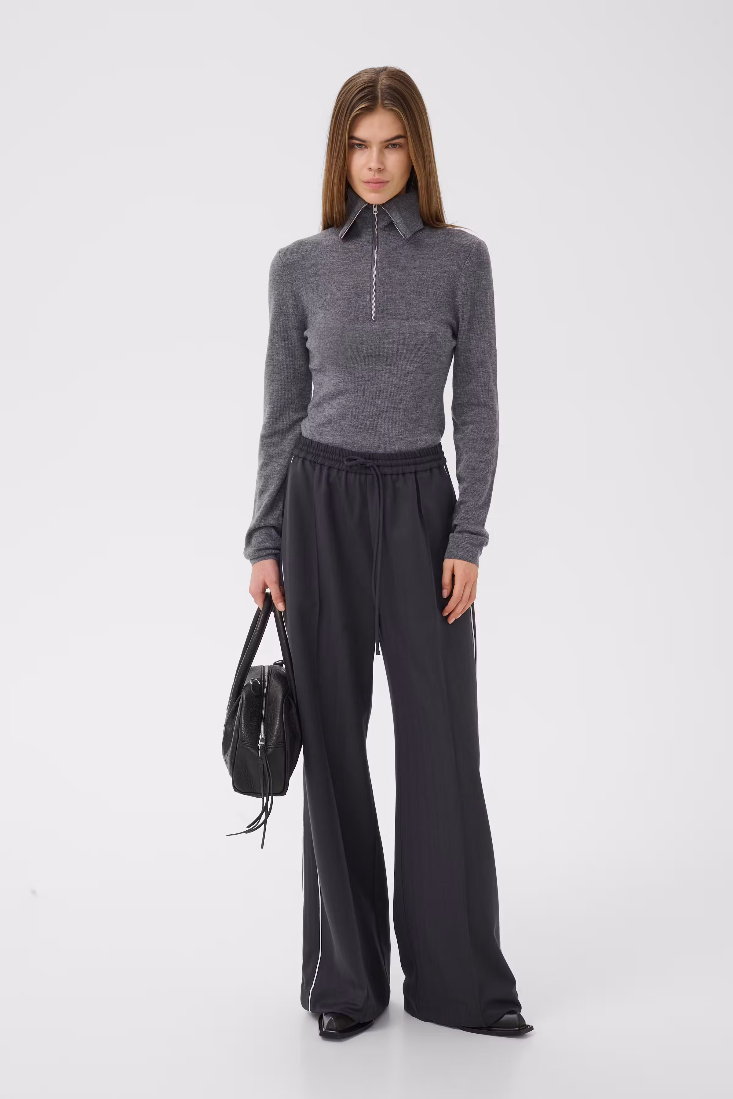 GZrosalie Pullover LOOKBOOK FRONT 10911657-108884