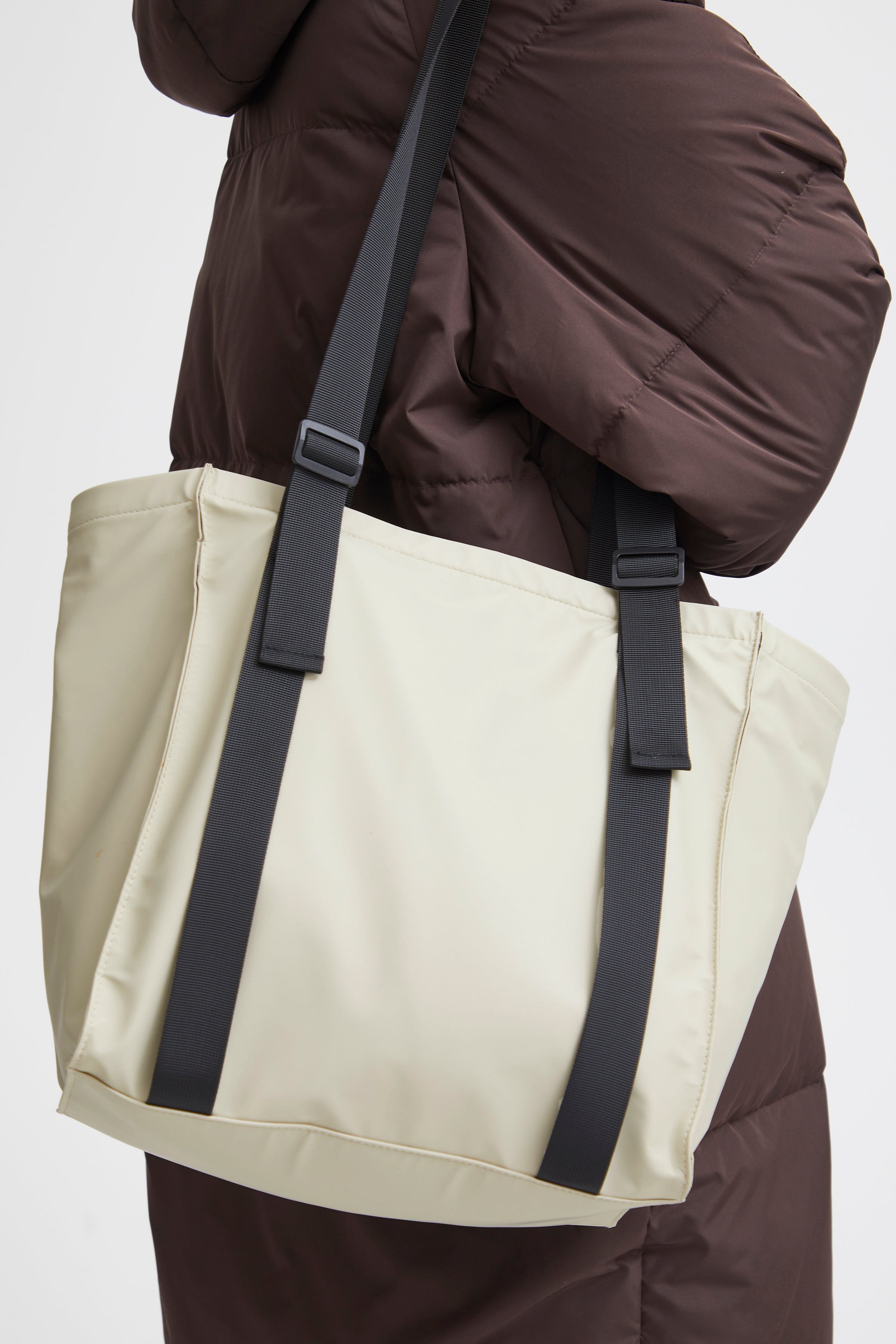 IATASSY Pose LOOKBOOK DETAIL 20119863-151308