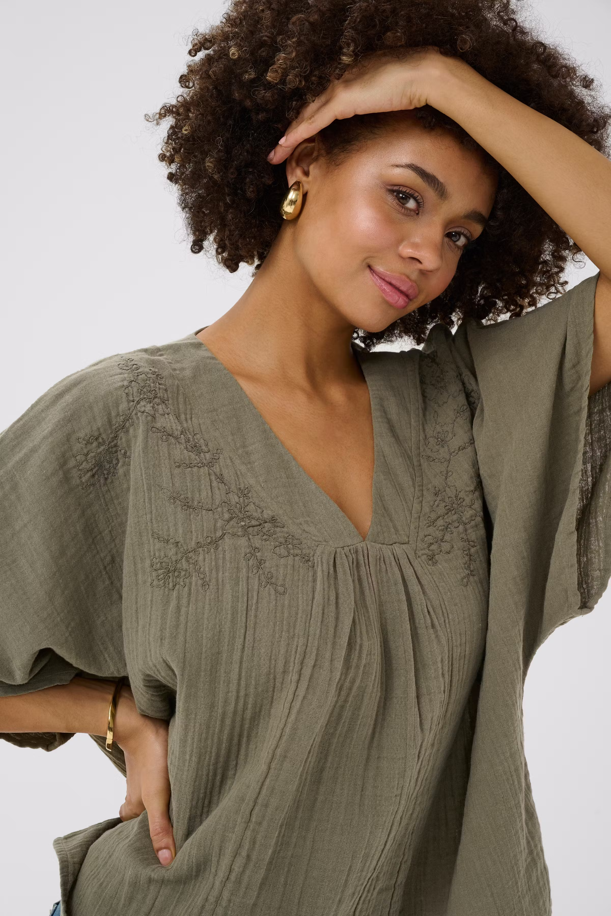 CUellis Blouse LOOKBOOK DETAIL 50112179-170517