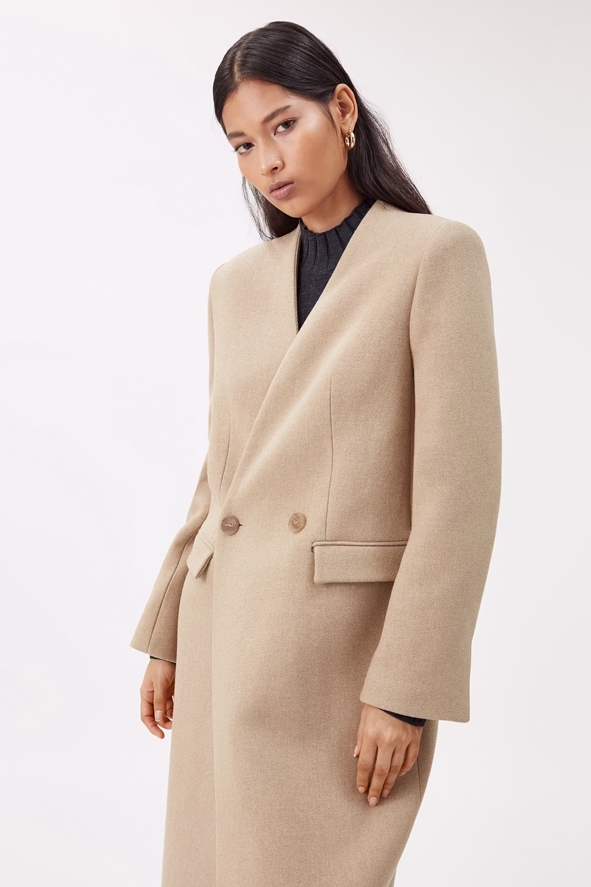 IOCAPRI Mantel LOOKBOOK FRONT 30600291-BE444