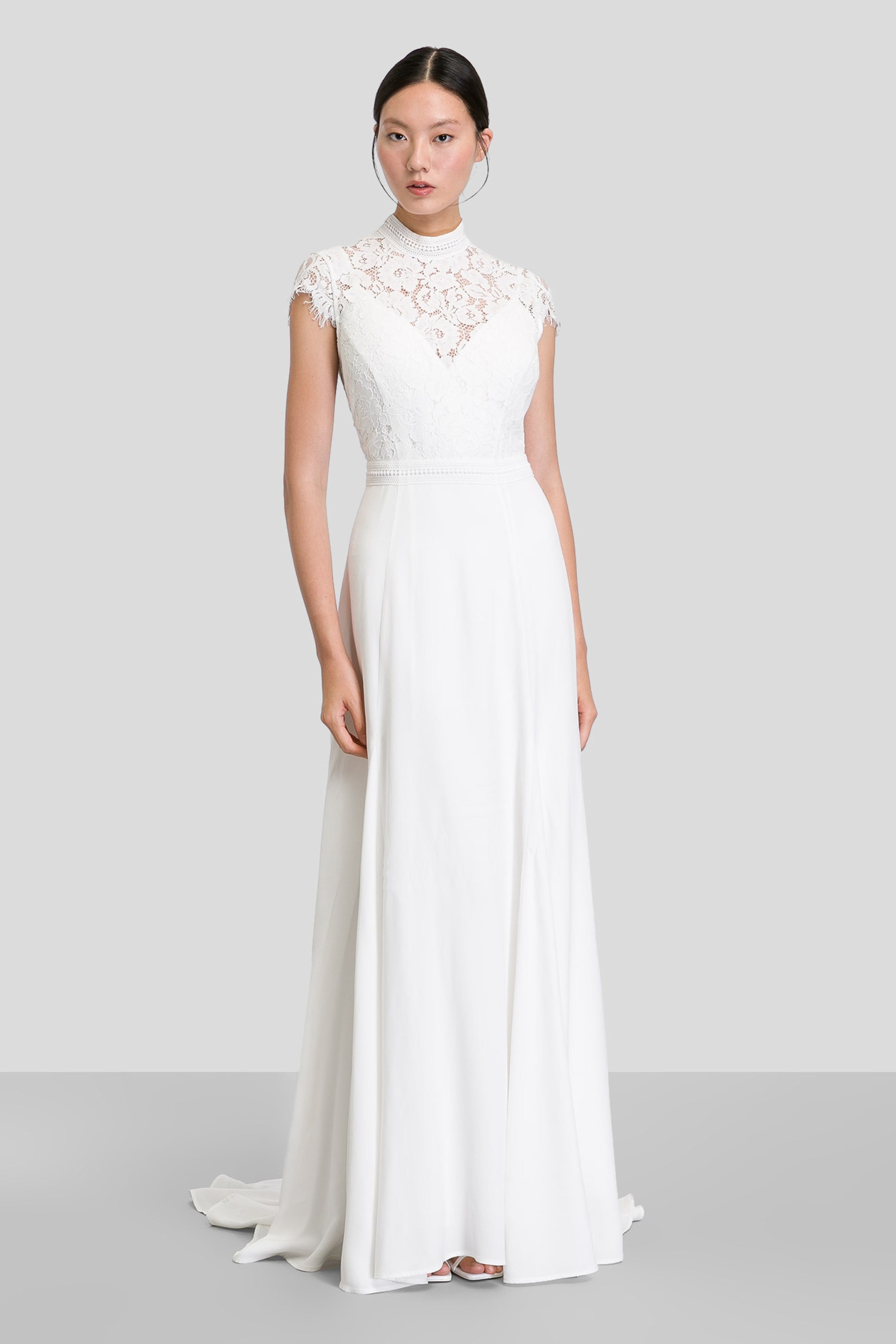 IOMARTINE Dress LOOKBOOK FRONT 30600351-WH010