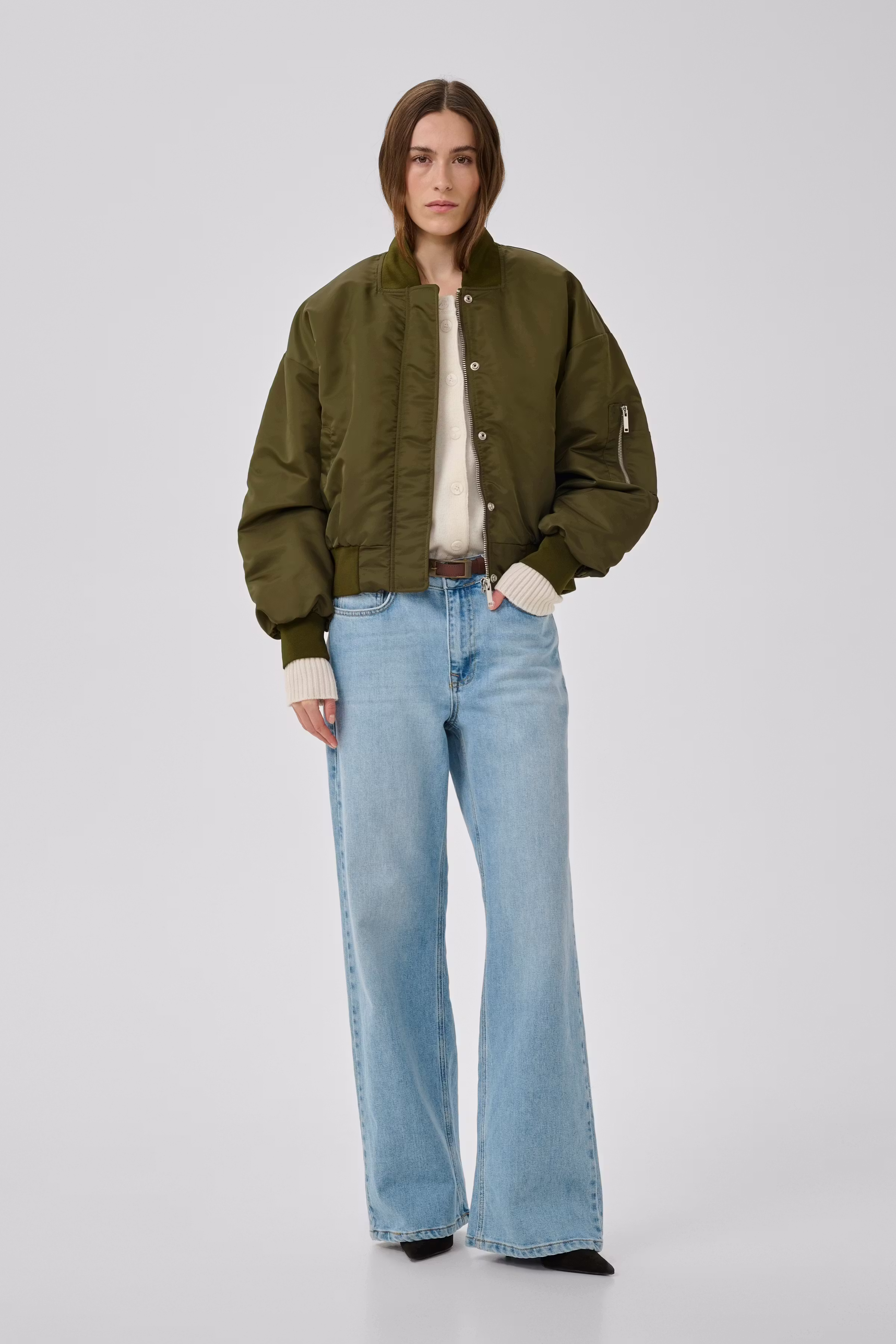 HelgaMW Bomberjas LOOKBOOK FRONT 10705042-180820