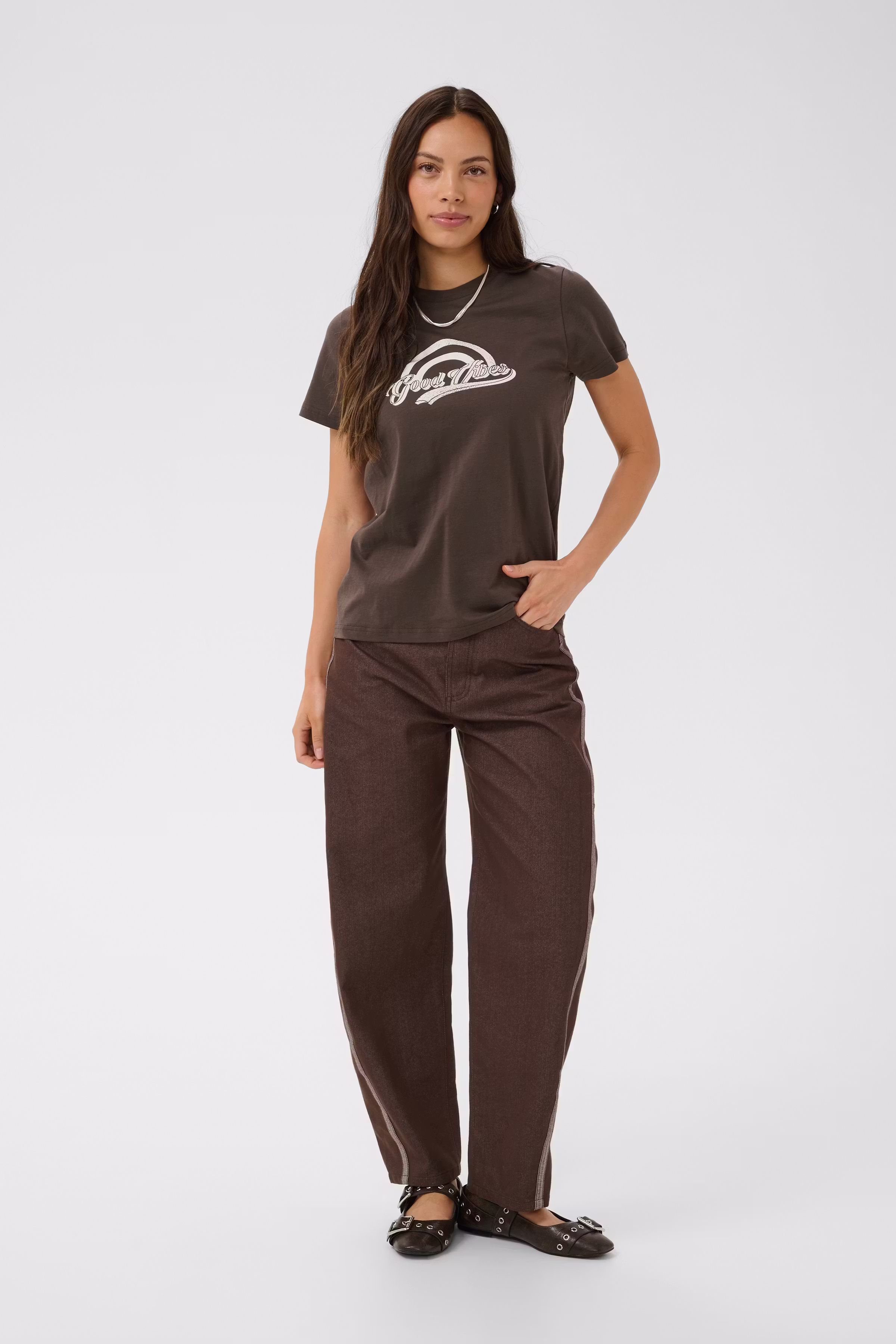 SuviSZ T-shirt LOOKBOOK FRONT 30515336-190912