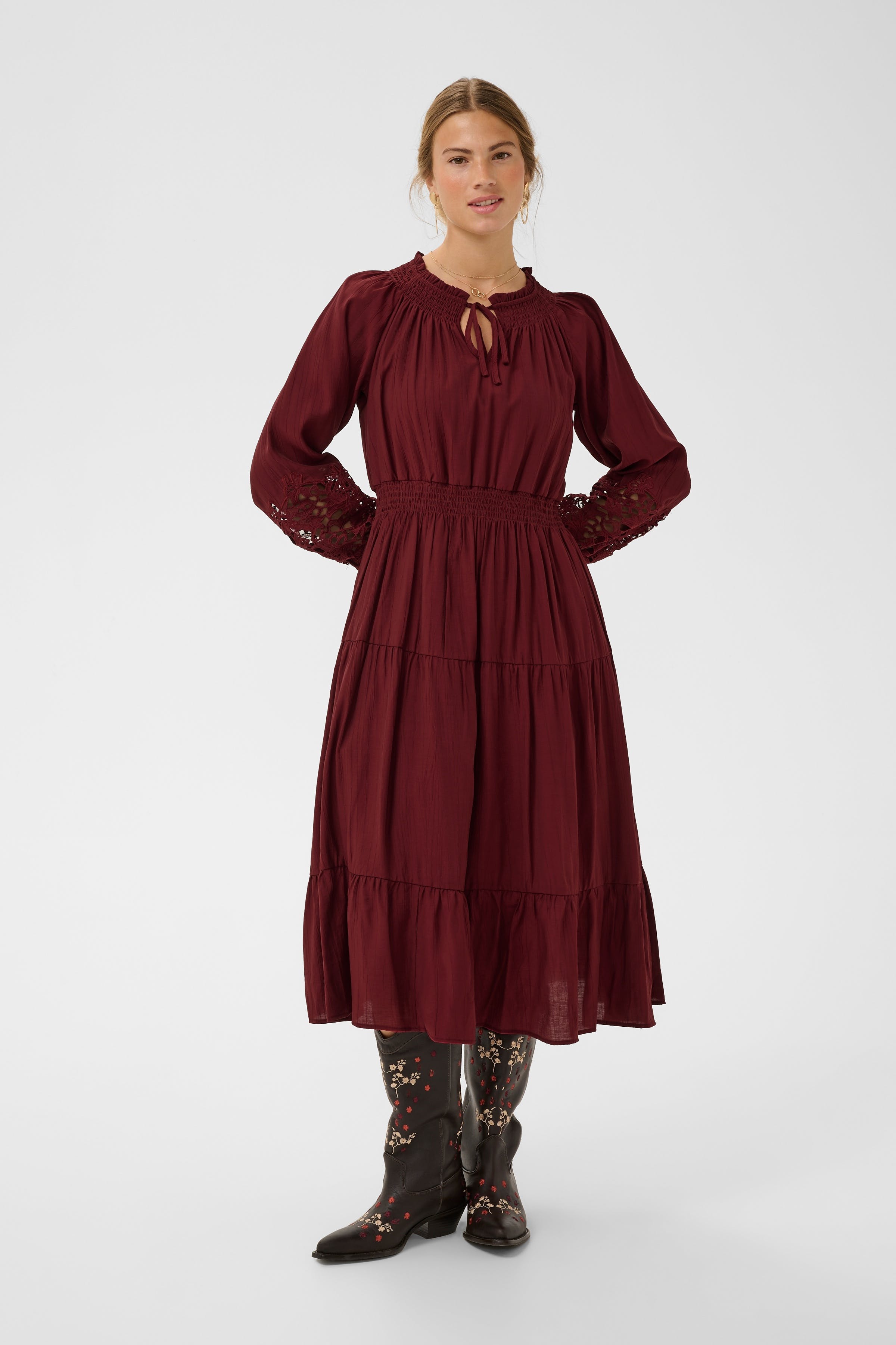CRTina Jurk LOOKBOOK FRONT 10615439-191724