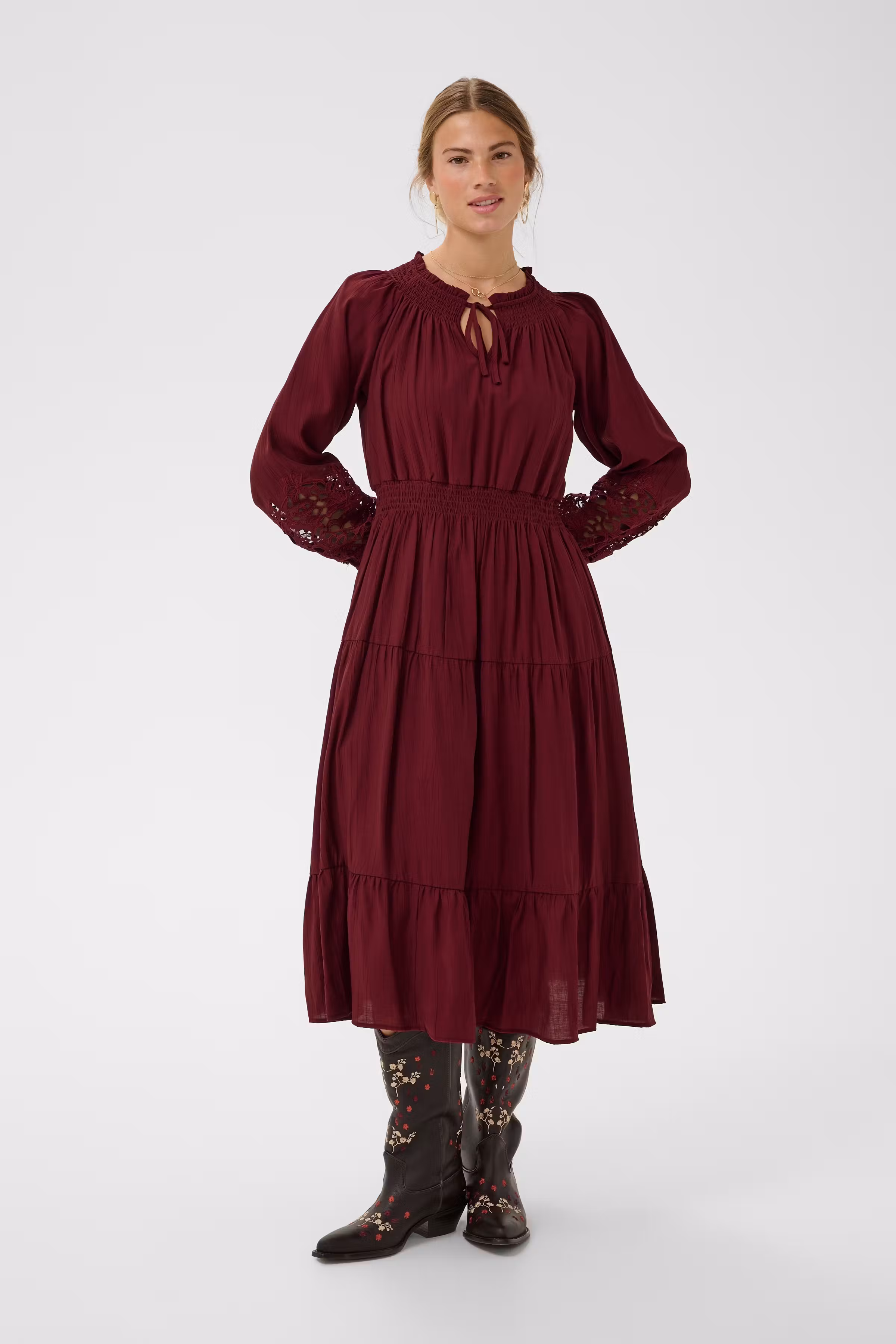 CRTina Jurk LOOKBOOK FRONT 10615439-191724