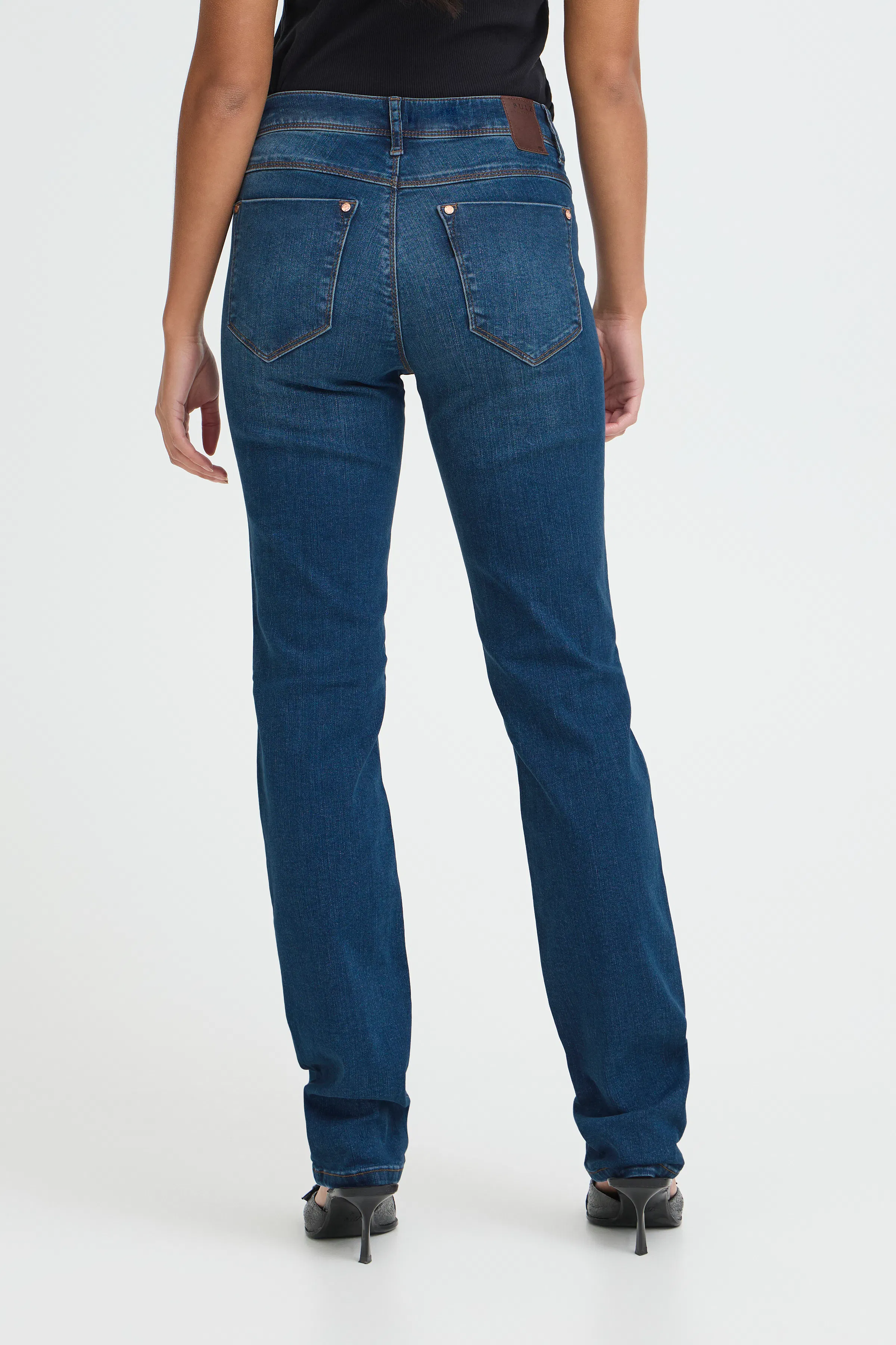 PZSANDRA HW Jeans Medium Straight Leg LOOKBOOK BACK 50205860-200002