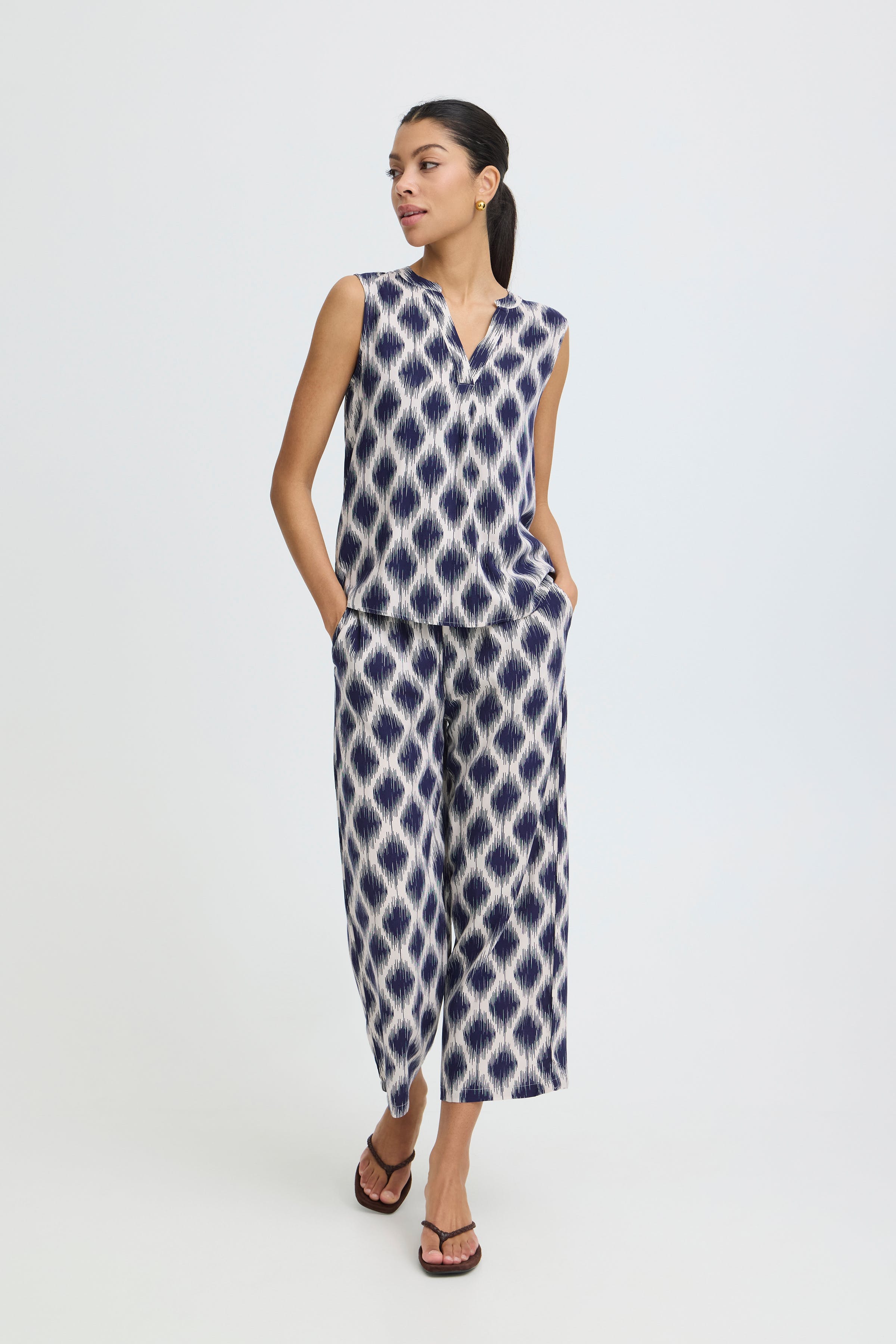 BYMMJOELLA Bukser LOOKBOOK FRONT 20811296-900006745