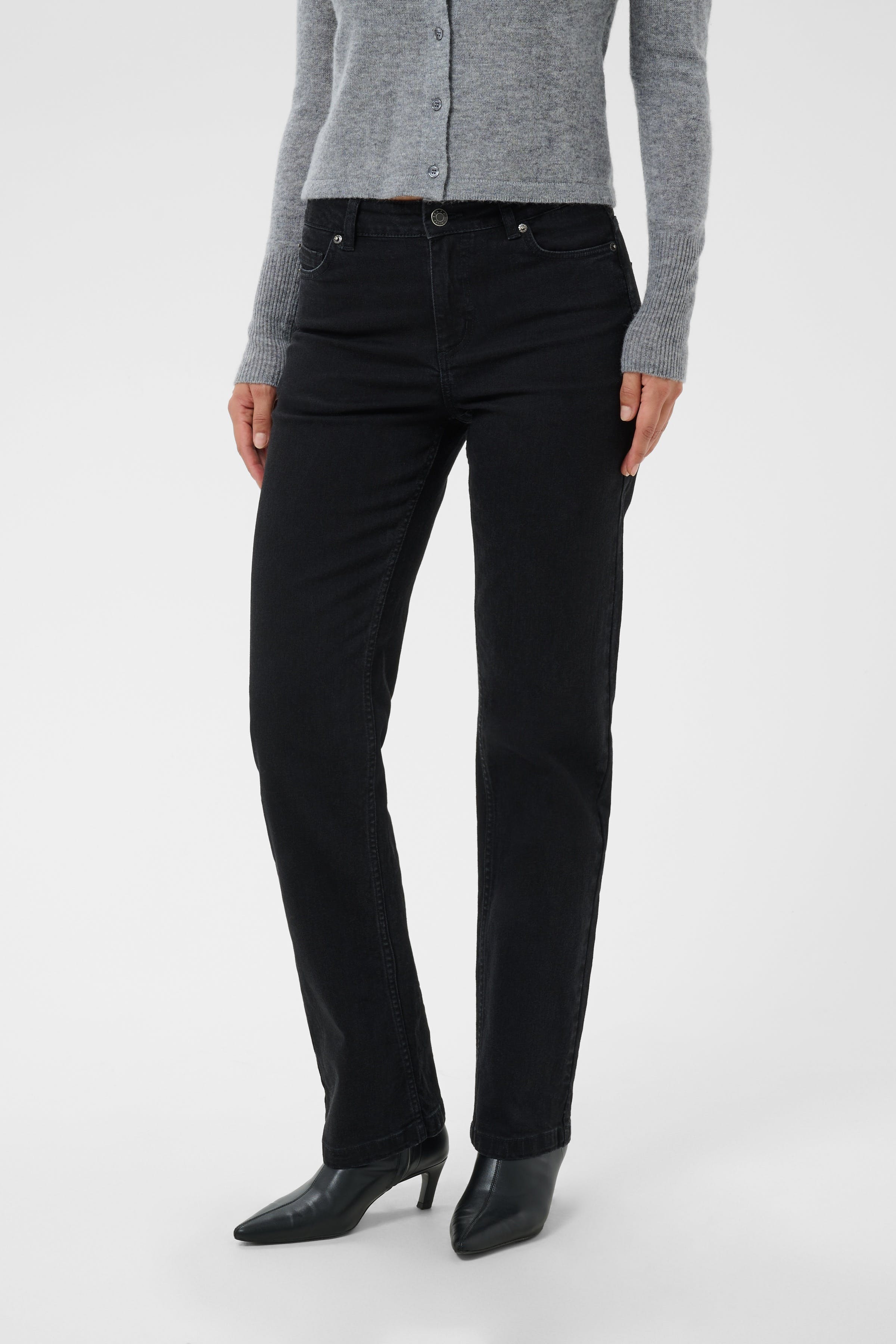 KAmaris Jeans LOOKBOOK FRONT 10510727-100121