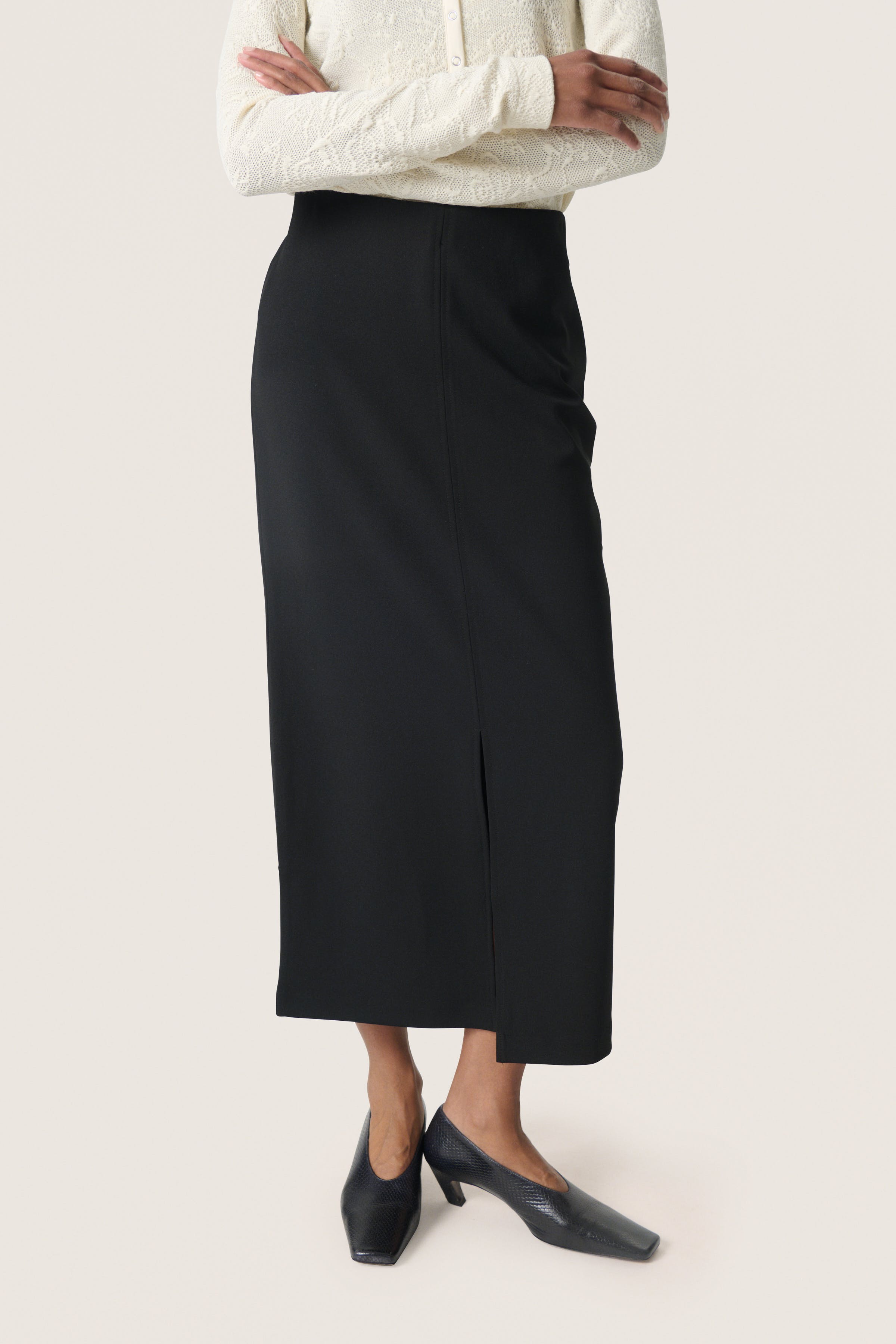 SLBea Rock LOOKBOOK FRONT 30408143-194008