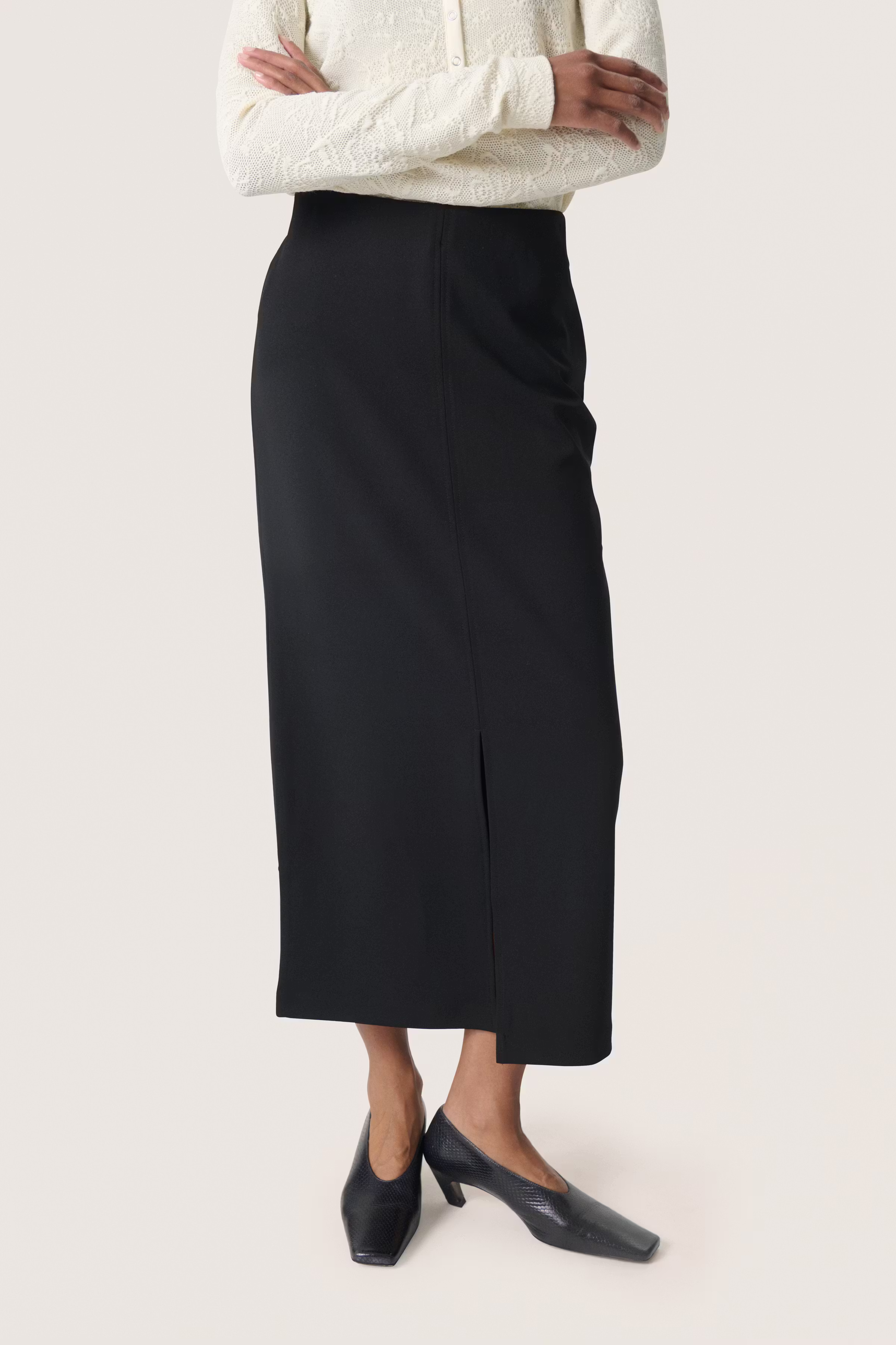 SLBea Rock LOOKBOOK FRONT 30408143-194008