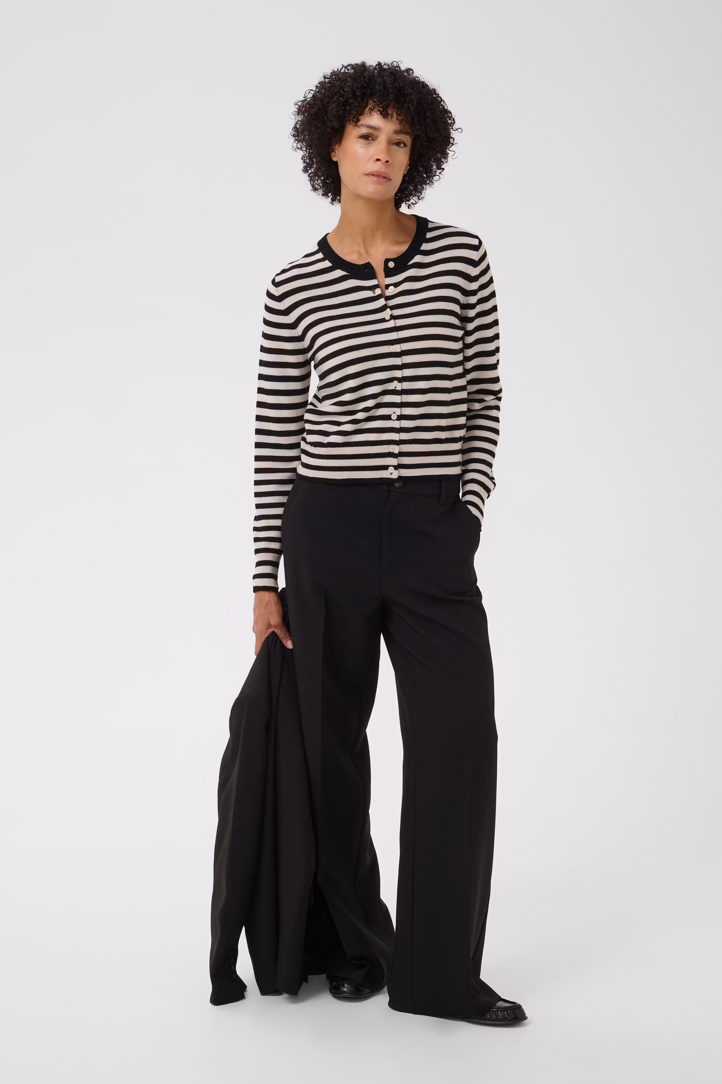 NoelaniPW Cardigan LOOKBOOK FRONT 30309793-304025