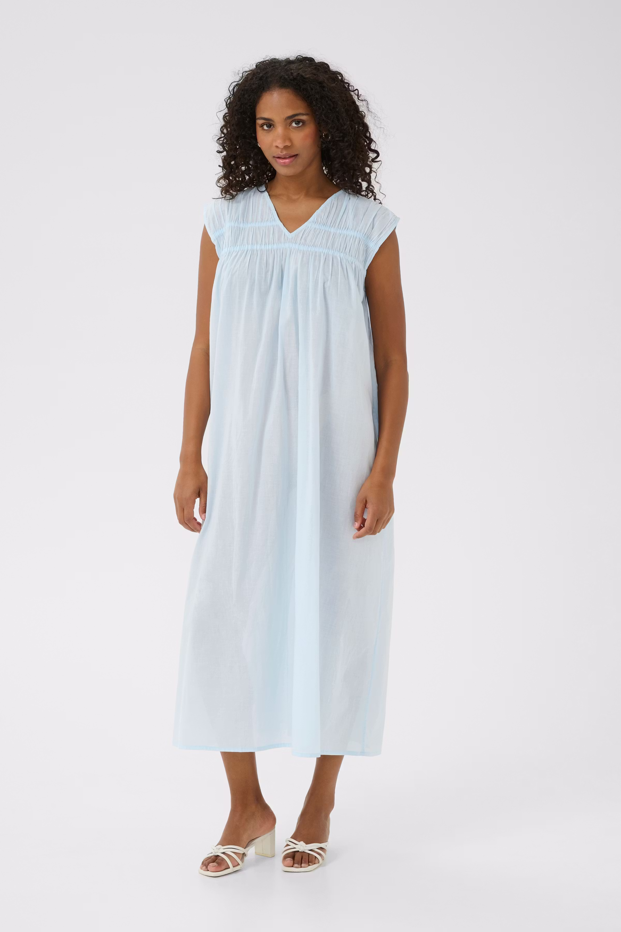 KAthua Dress LOOKBOOK FRONT 10509988-144005