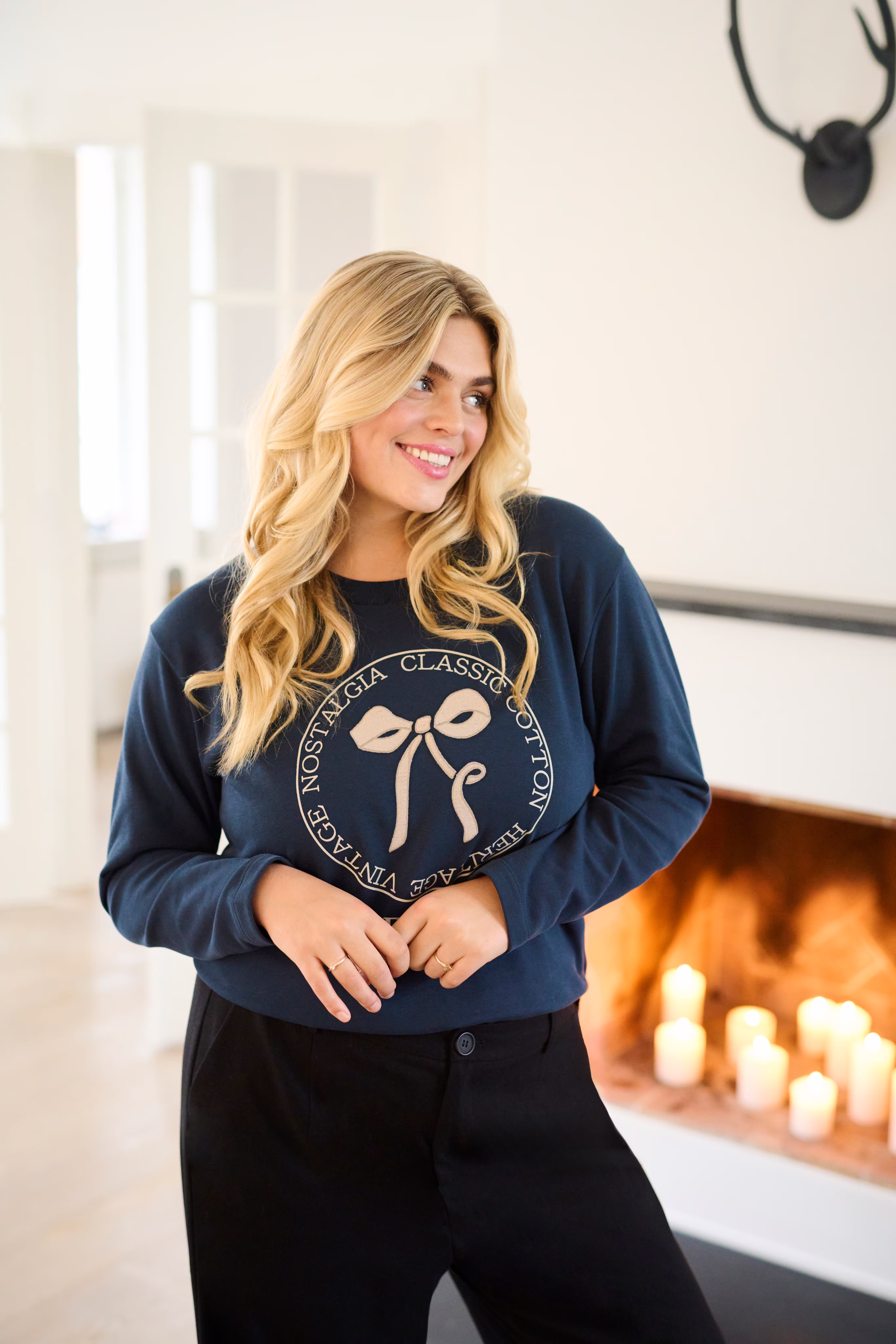 KCelina Sweatshirt LOCATION NONE 10582859-194020