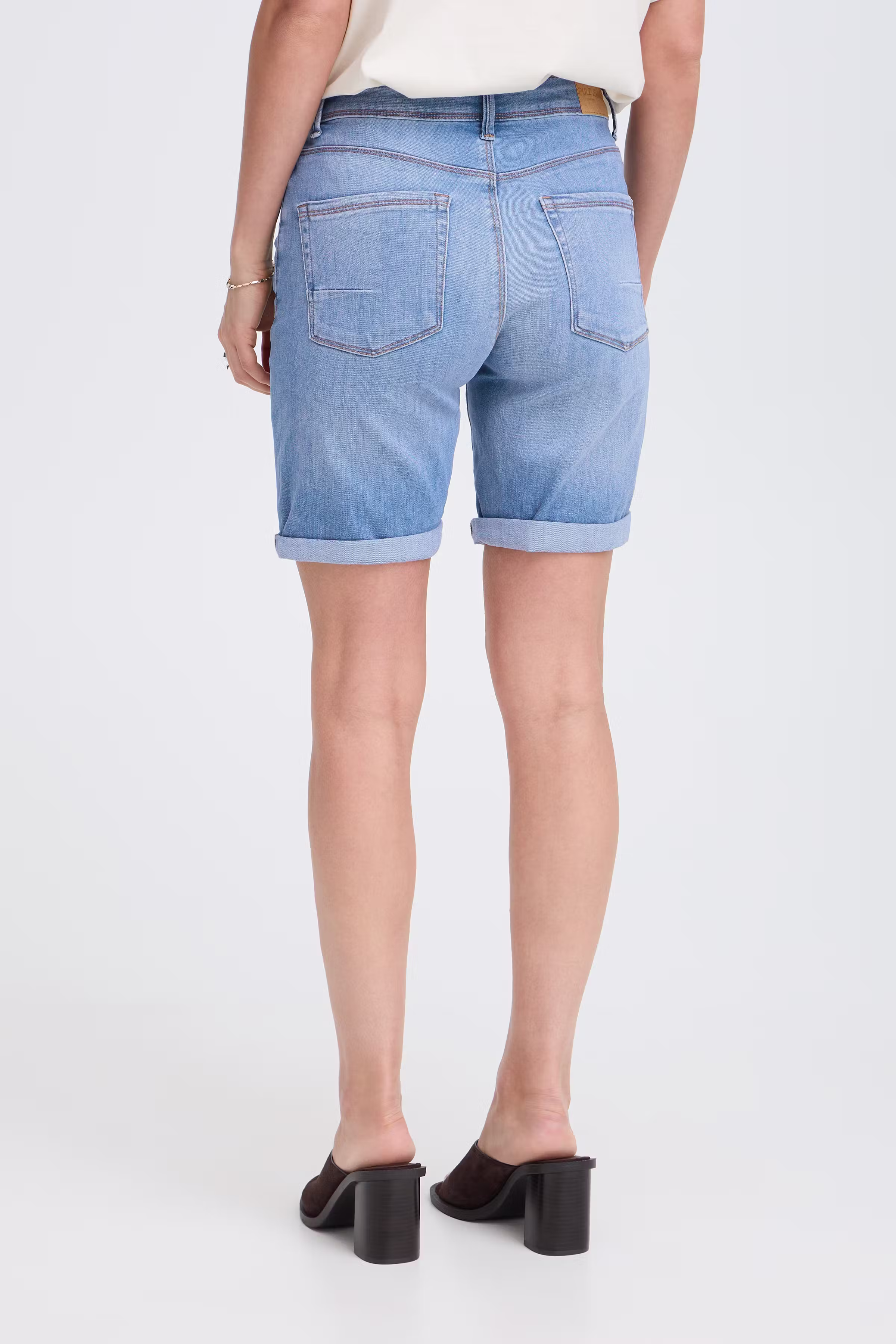 PZKAYLA Shorts LOOKBOOK BACK 50210339-200008