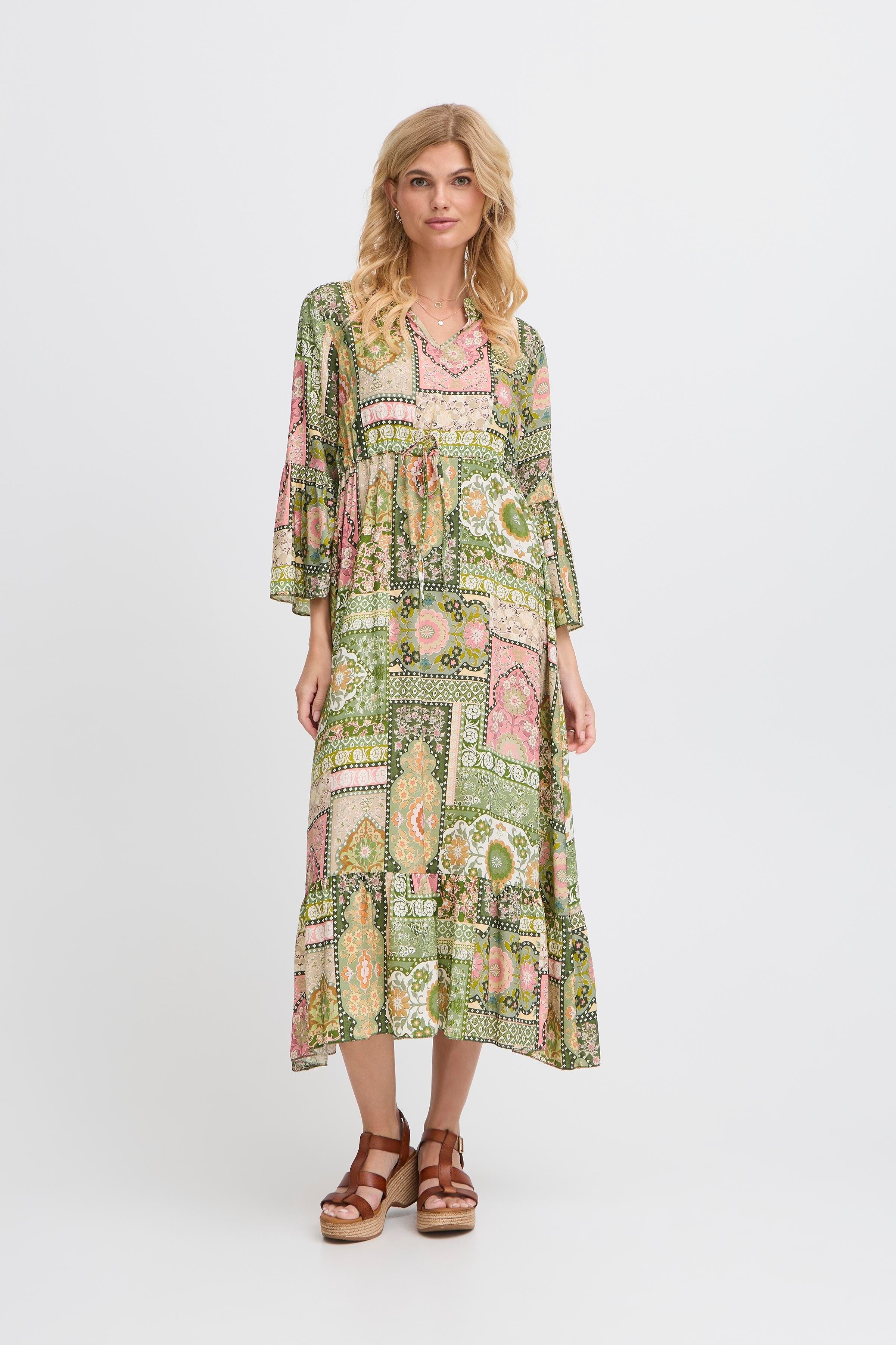 SBGITI Kjole LOOKBOOK FRONT 22101034-180515