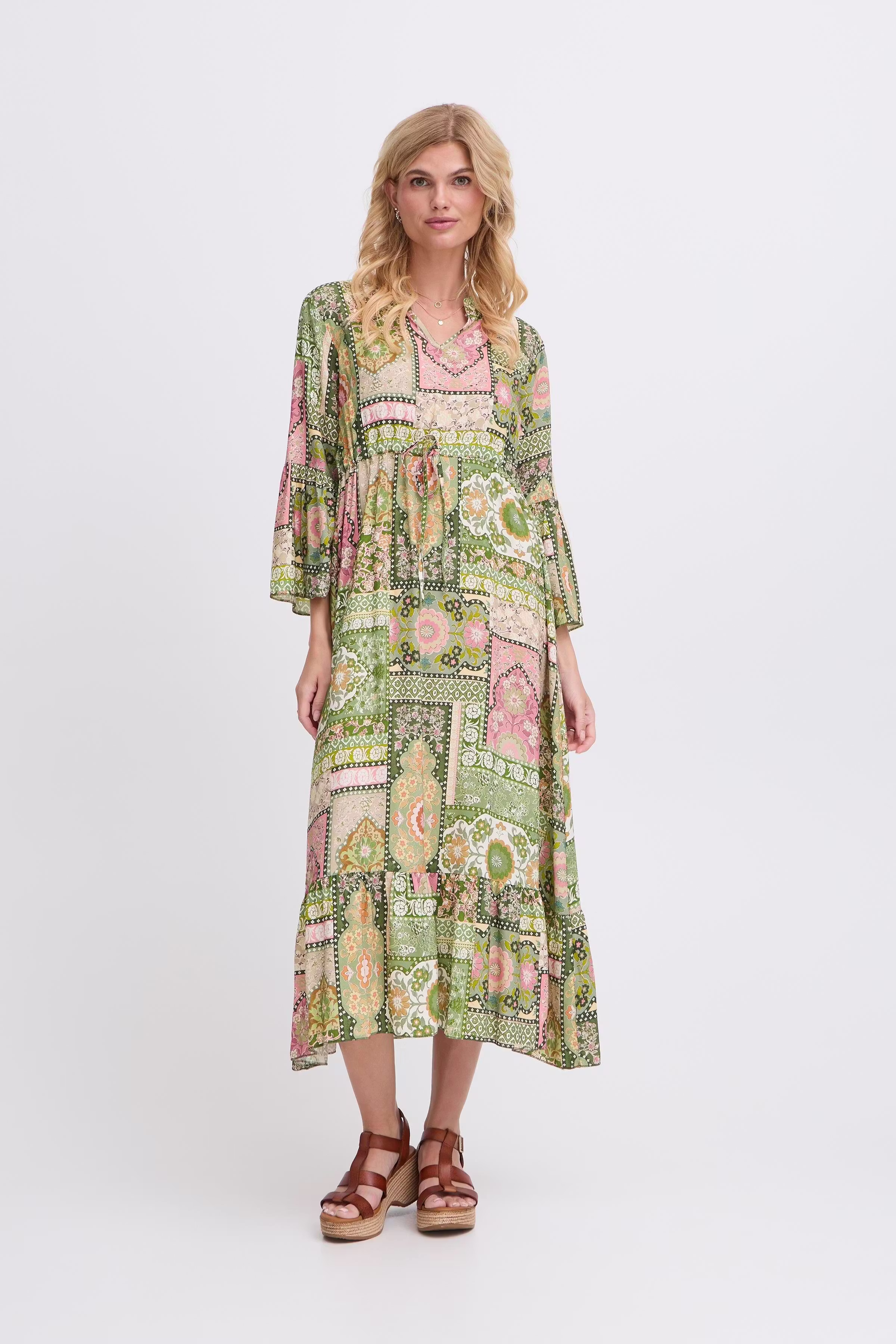 SBGITI Kjole LOOKBOOK FRONT 22101034-180515