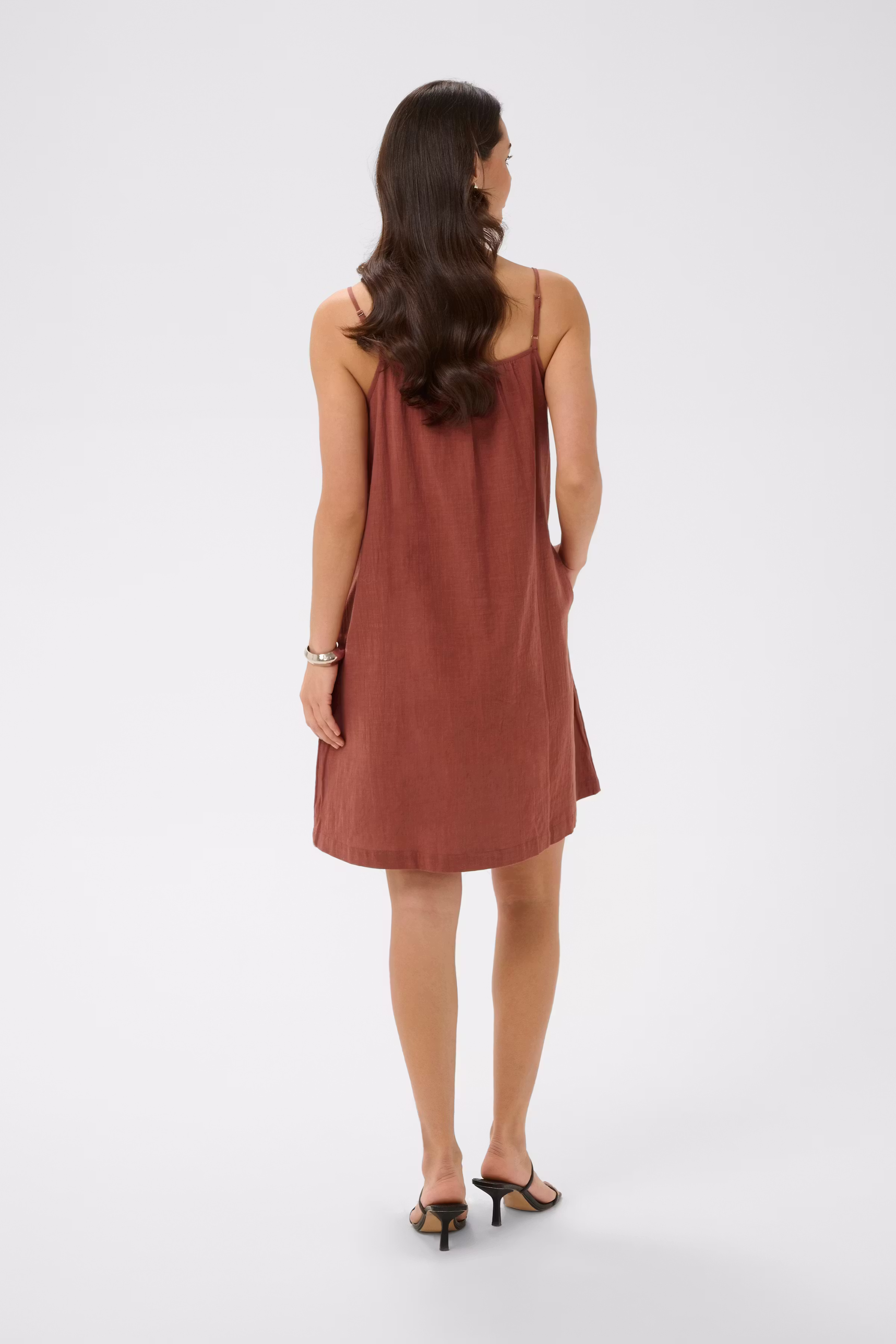 KApauline Dress LOOKBOOK BACK 10511723-191334