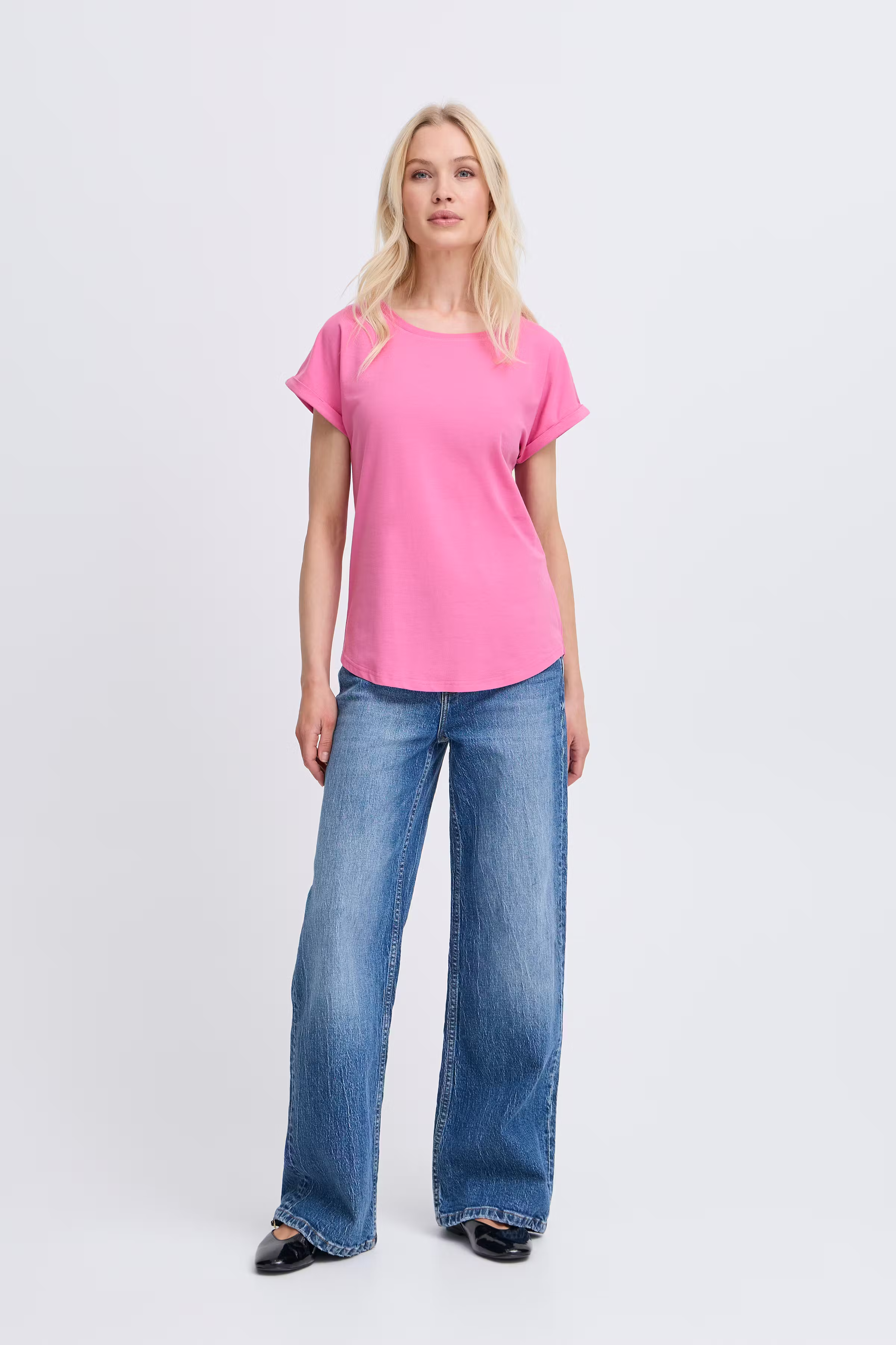 BYPamila T-shirt LOOKBOOK FRONT 20804205-172627