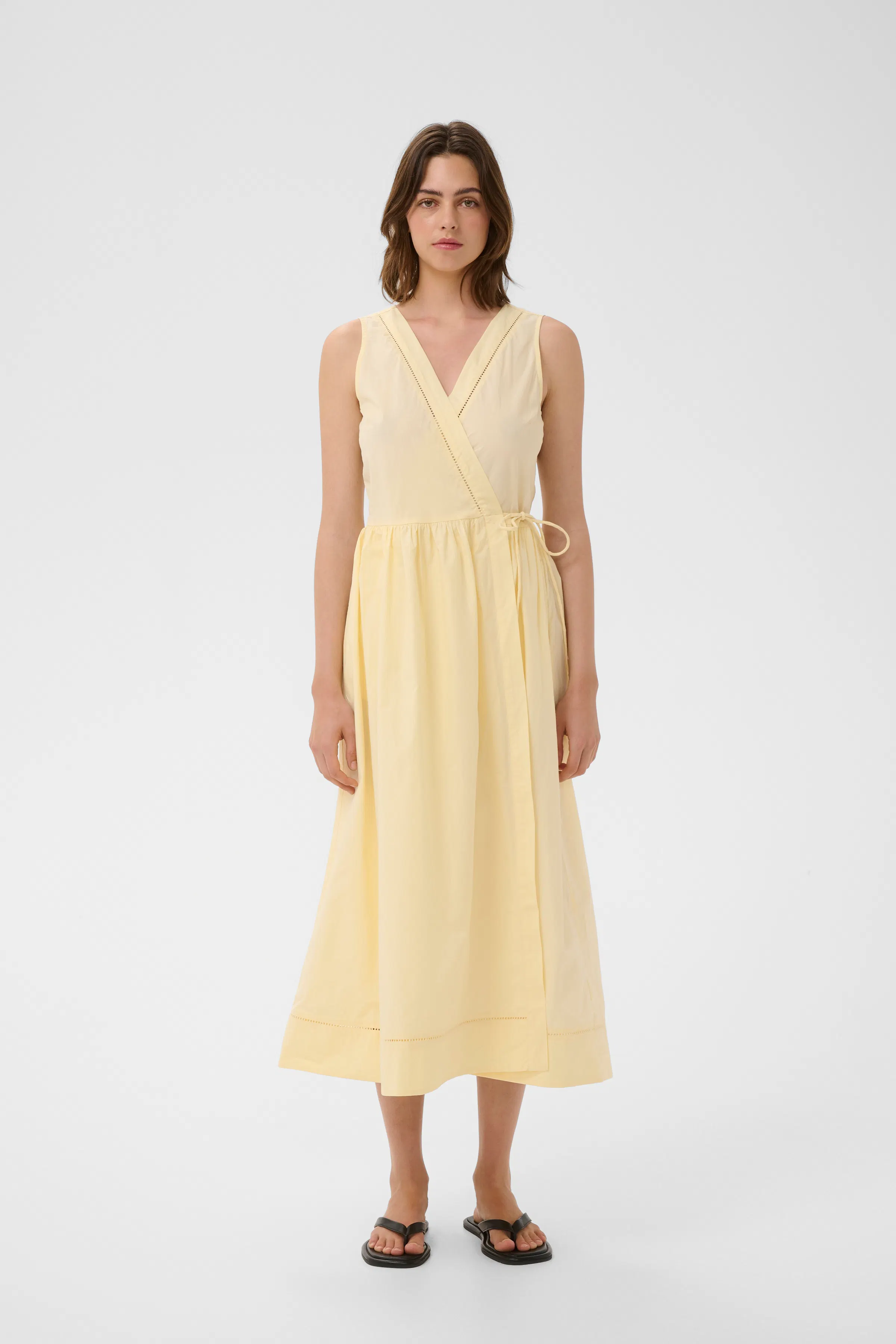 DaffodilIW Kleid LOOKBOOK FRONT 30111263-110619