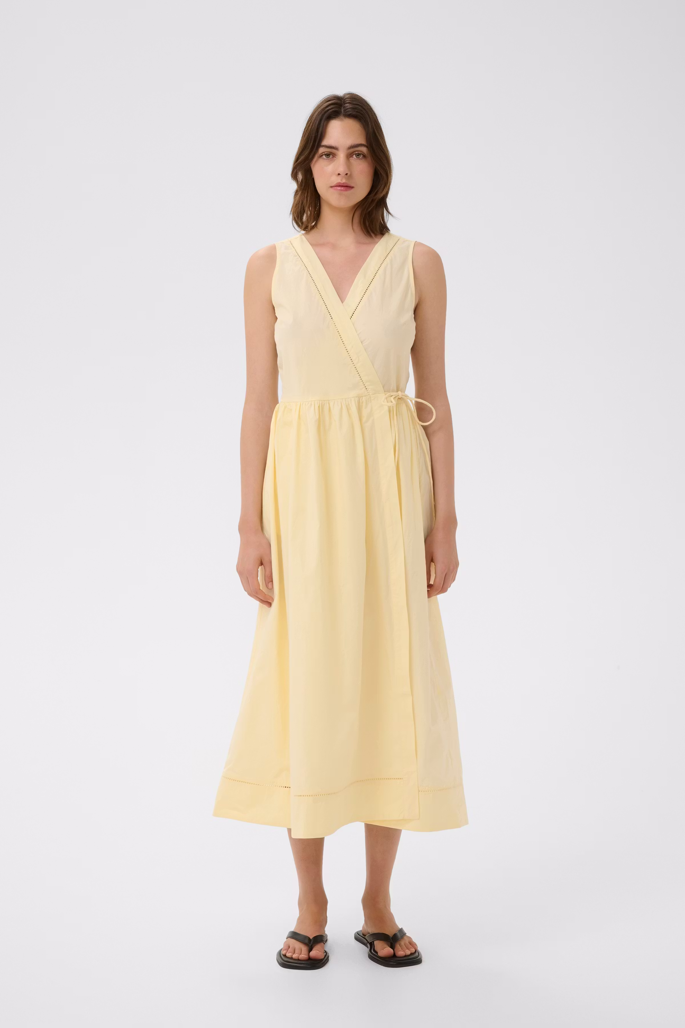 DaffodilIW Kleid LOOKBOOK FRONT 30111263-110619