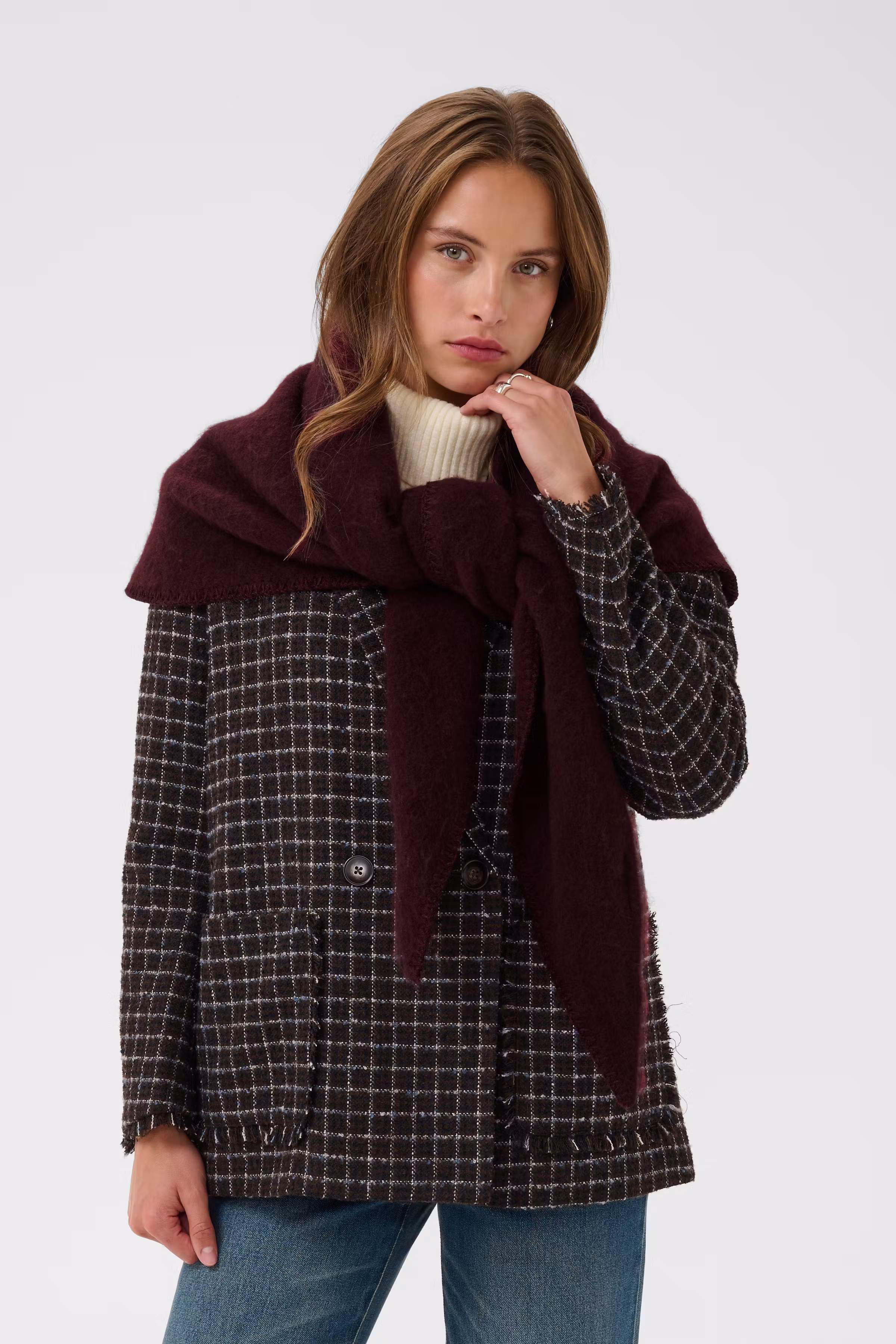 FalbertaSZ Shawl LOOKBOOK FRONT 30515232-1916271