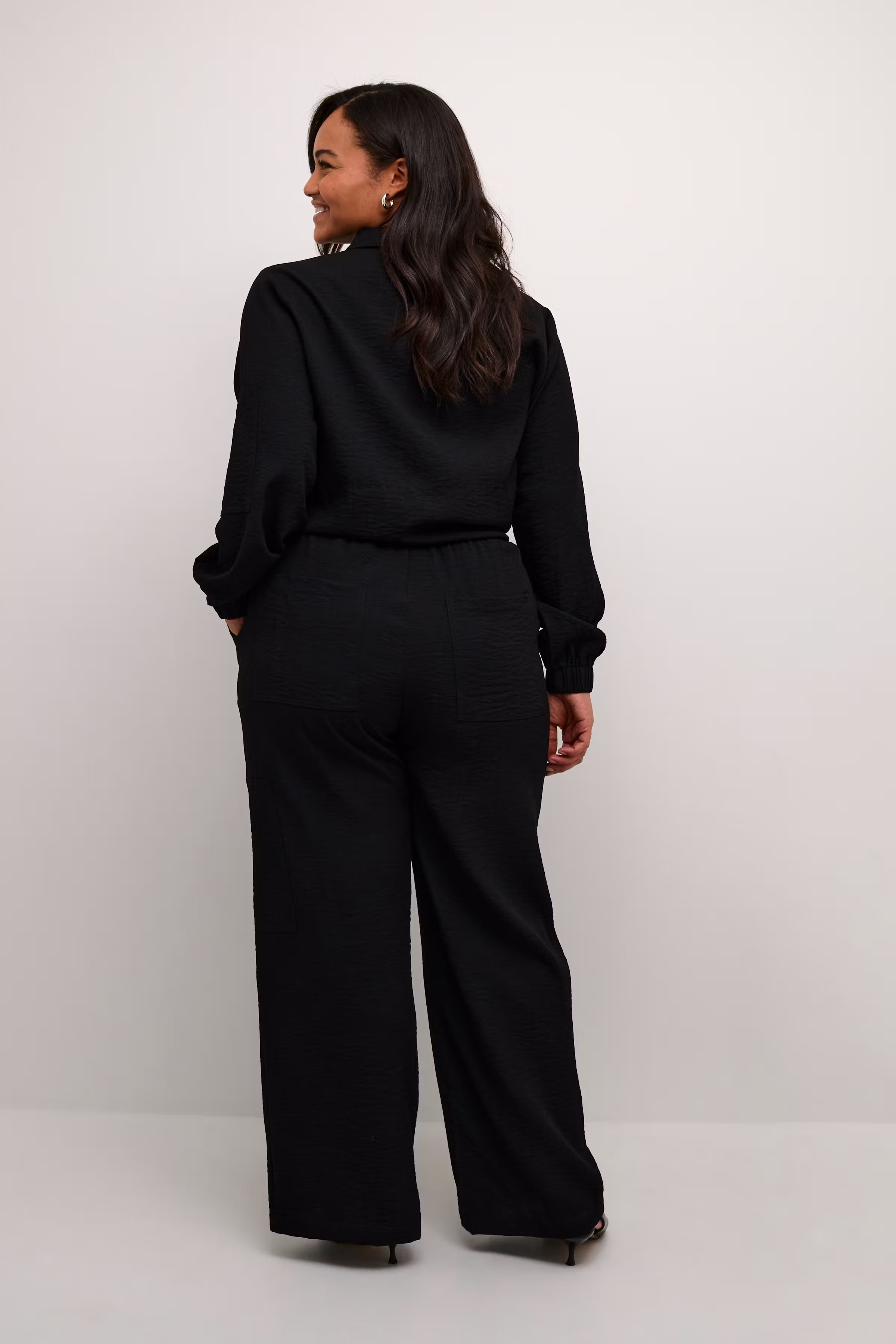 KCbella Broek LOOKBOOK BACK 10582406-100121