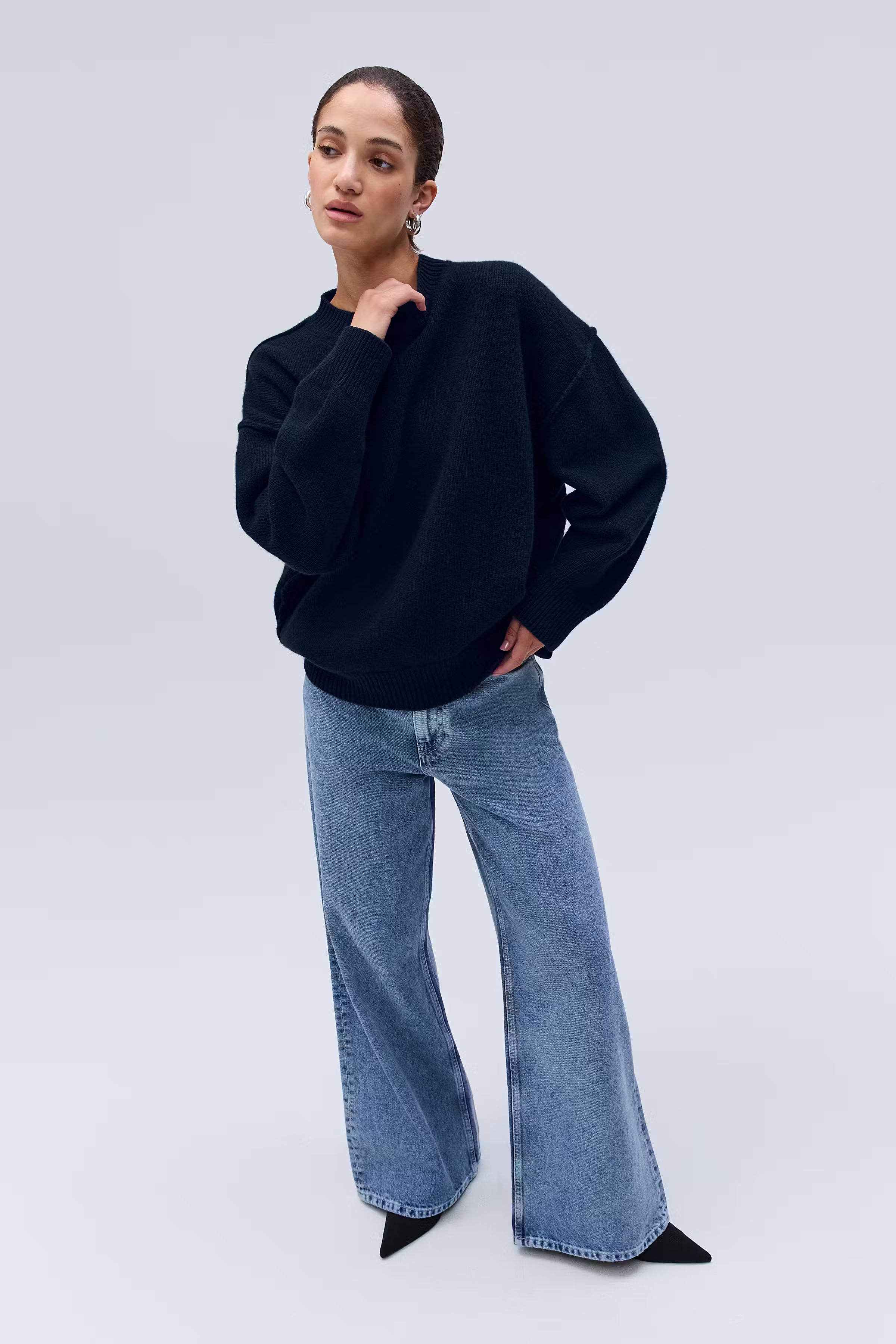 IOKassidy Pullover LOOKBOOK FRONT 30600034-BL864