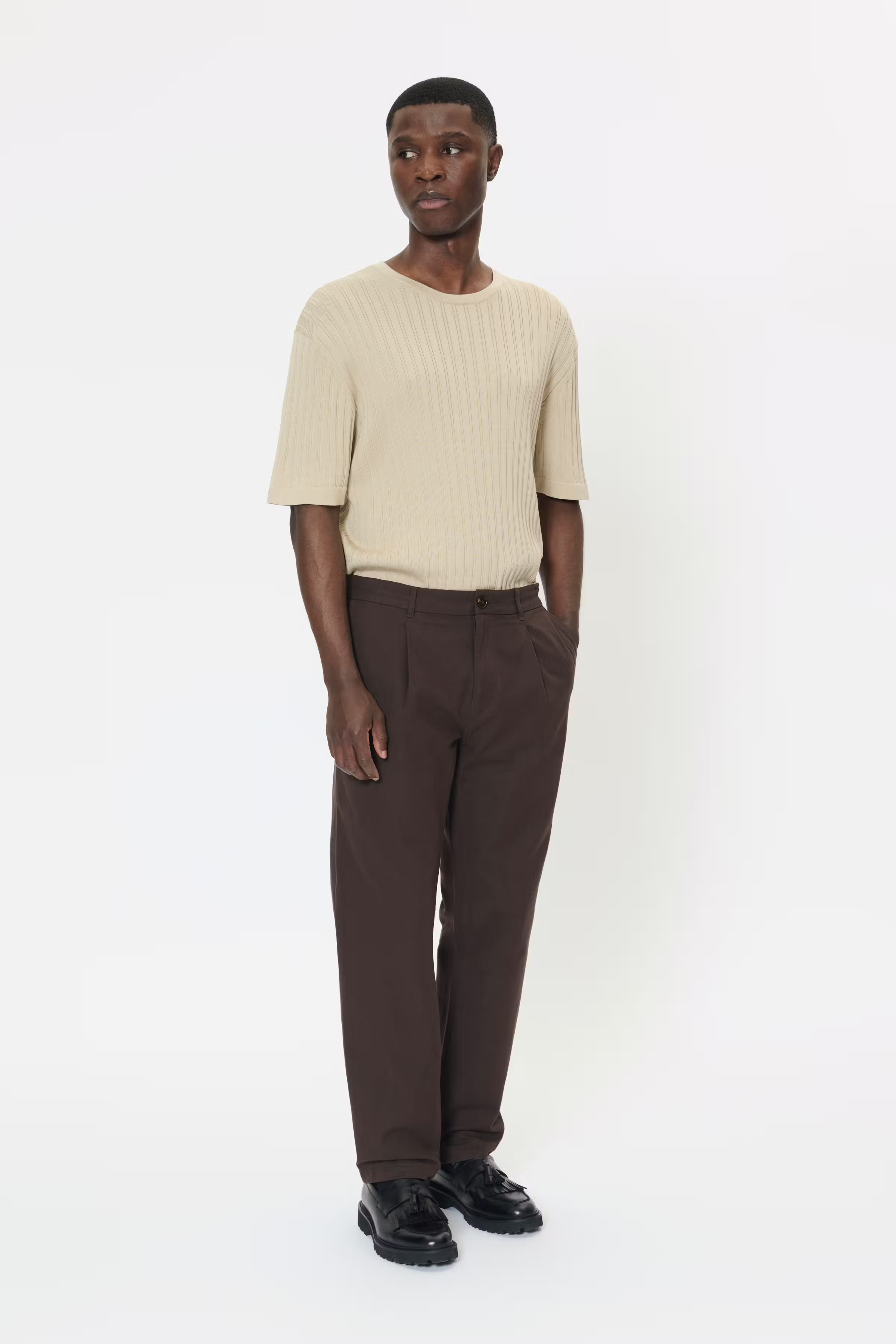 MAhart Hose LOOKBOOK FRONT 30208982-190912